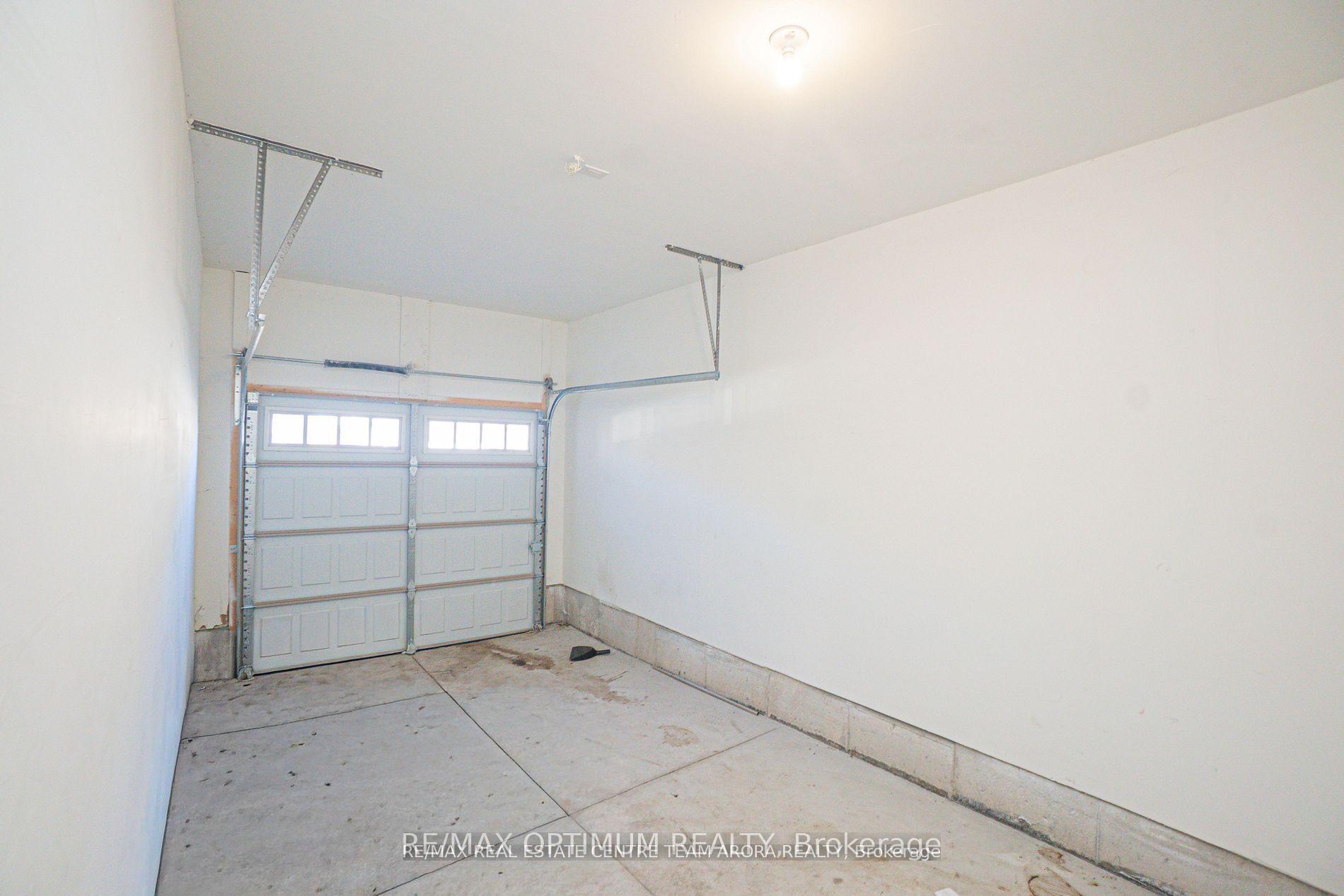 Photo 18 of 112 Bur Oak Drive, Thorold, Confederation Heights — HOMEH