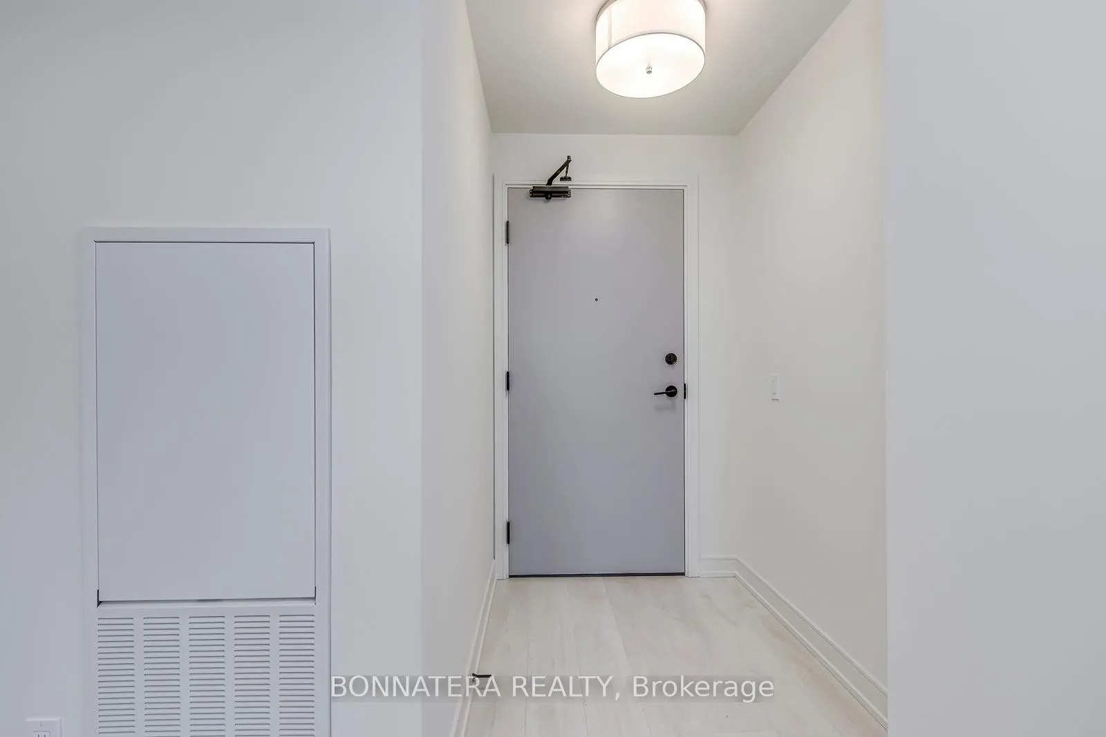 Photo 6 of Unit 910B, 8020 Derry Road, Milton, Coates — HOMEH