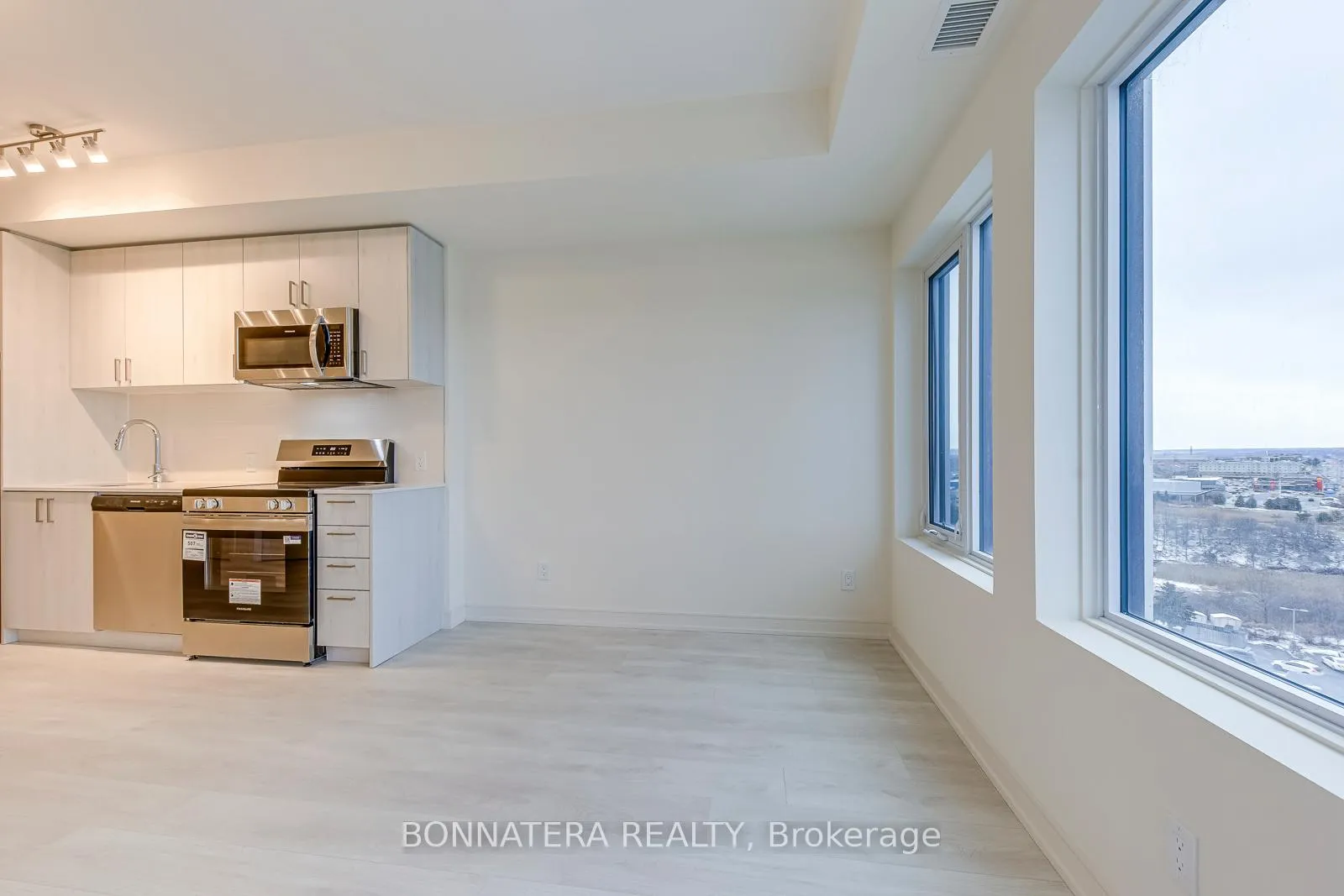 Photo 16 of Unit 910B, 8020 Derry Road, Milton, Coates — HOMEH