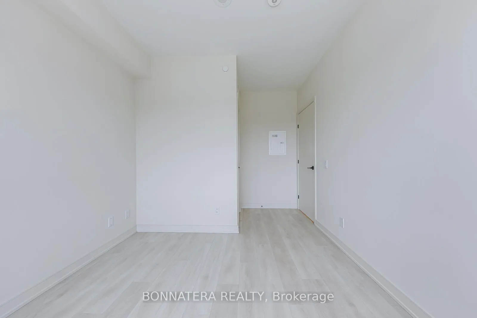 Photo 24 of Unit 910B, 8020 Derry Road, Milton, Coates — HOMEH