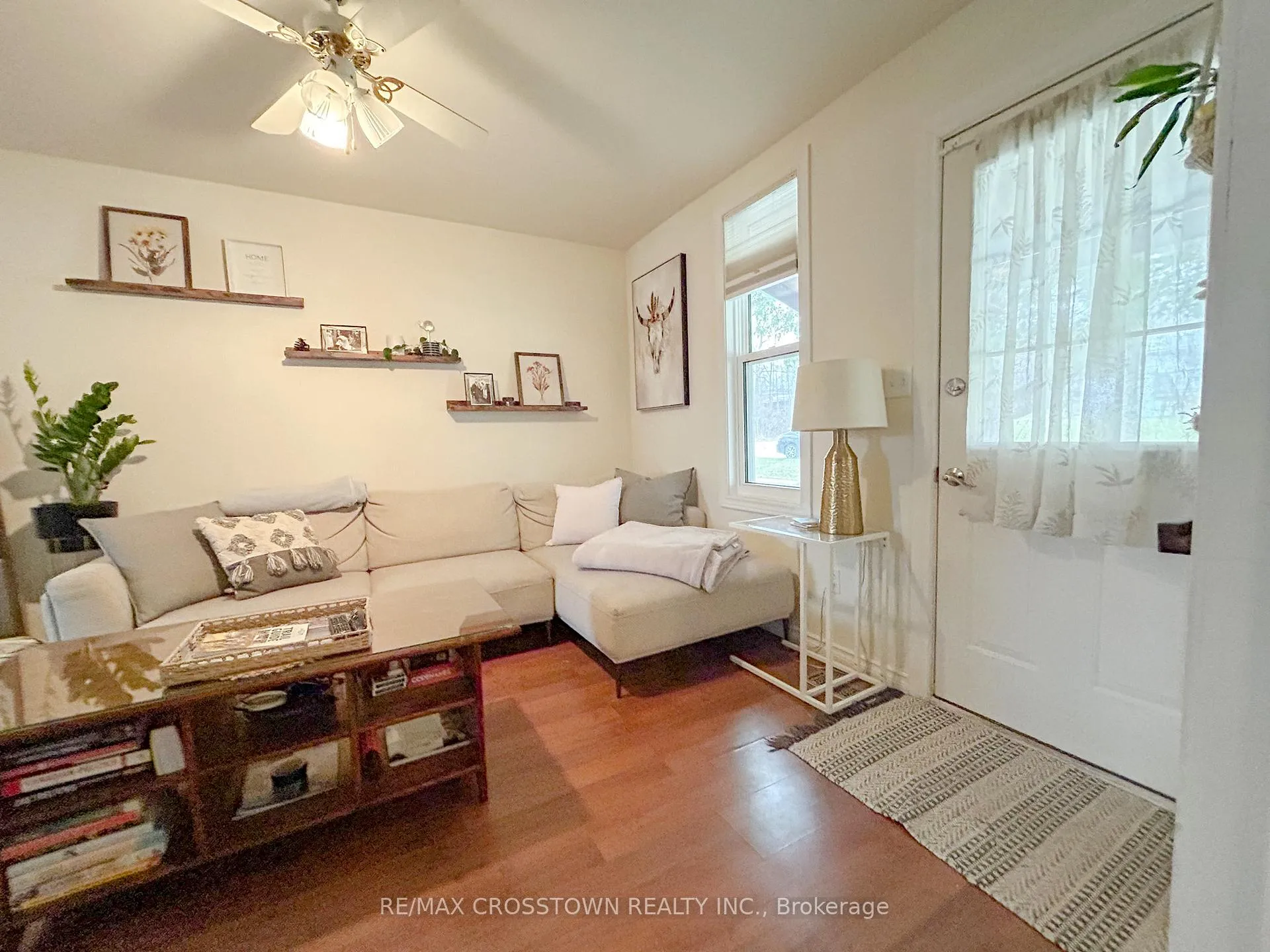 Photo 4 of 661 Fourth Avenue, Tay, Port McNicoll — HOMEH