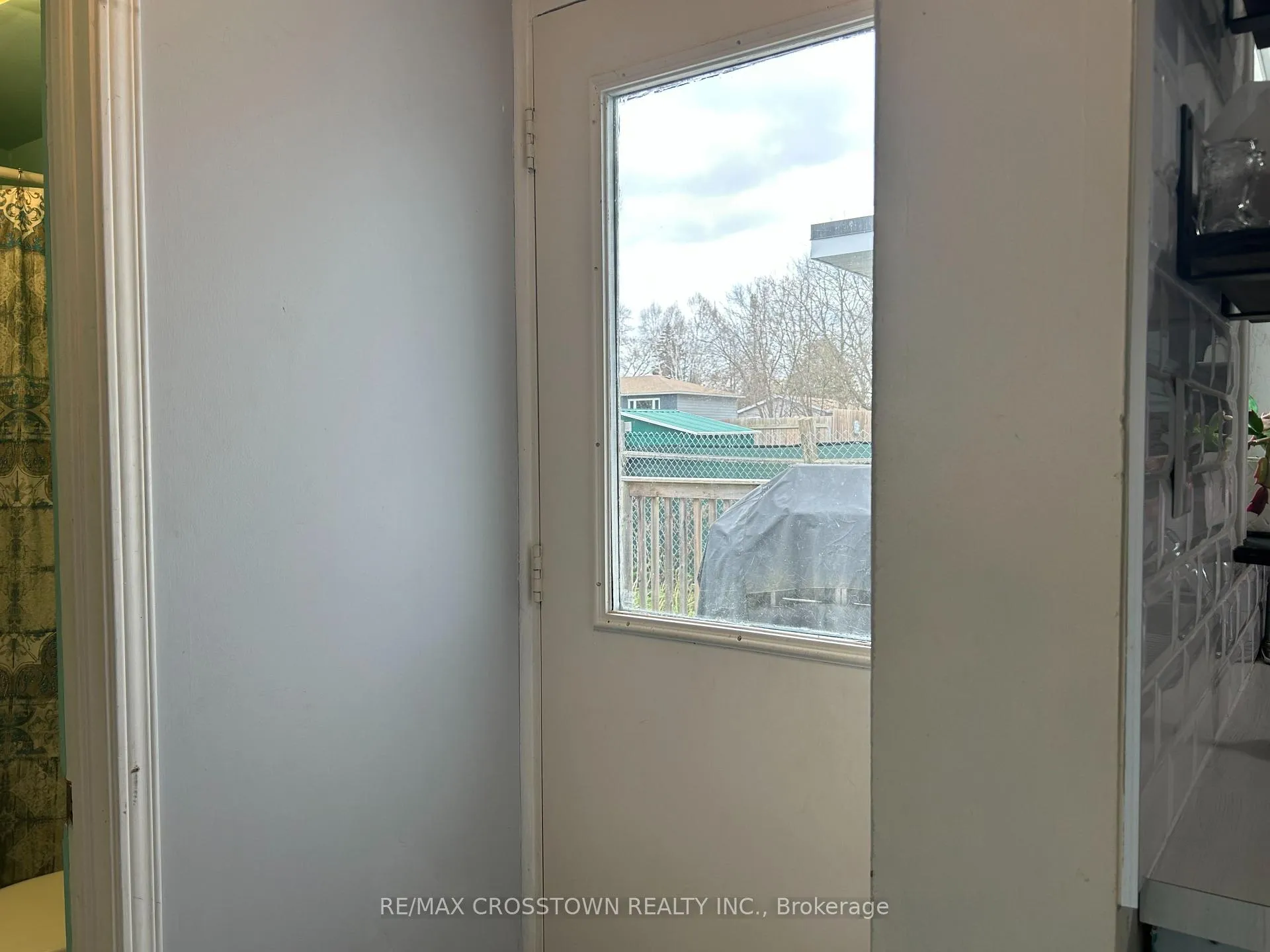 Photo 12 of 661 Fourth Avenue, Tay, Port McNicoll — HOMEH