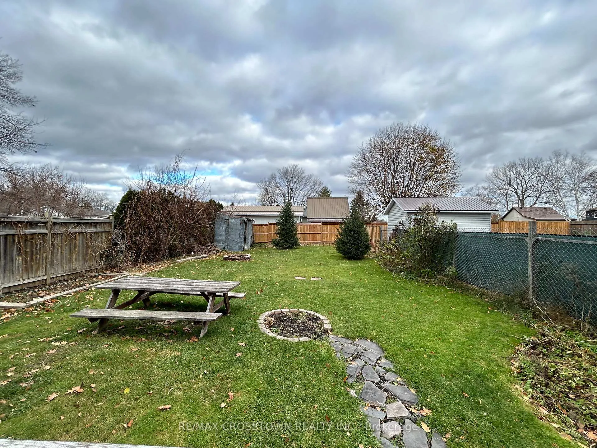Photo 14 of 661 Fourth Avenue, Tay, Port McNicoll — HOMEH