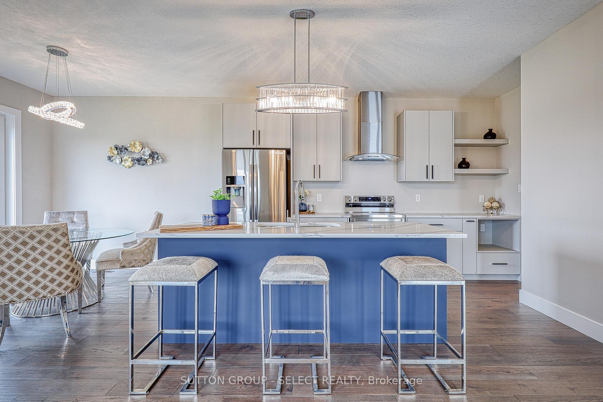 Photo 9 of 19 Alexander Circle, Strathroy-Caradoc, SE — HOMEH