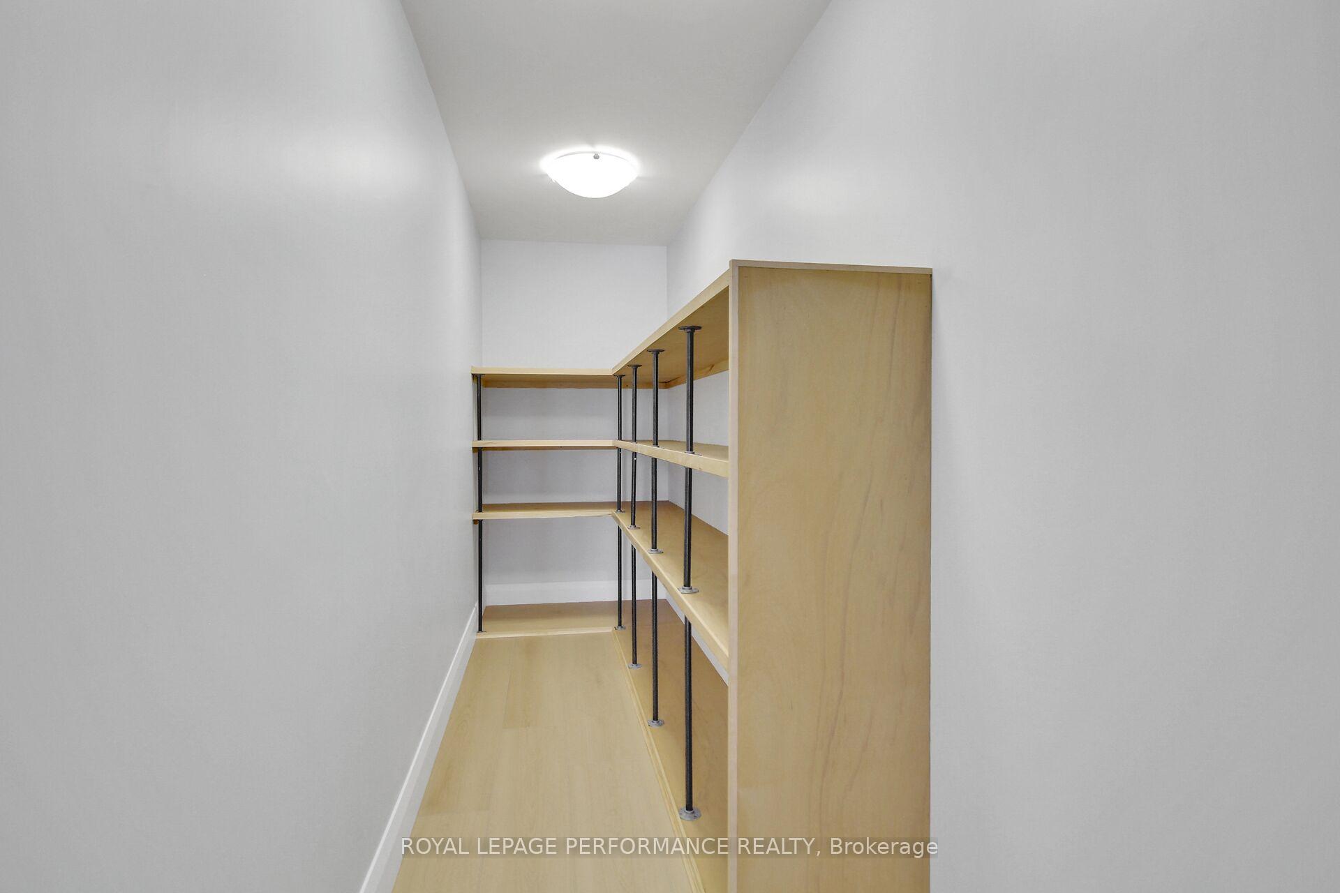 Photo 8 of 9 Brydon Court, Ottawa, Tanglewood — HOMEH