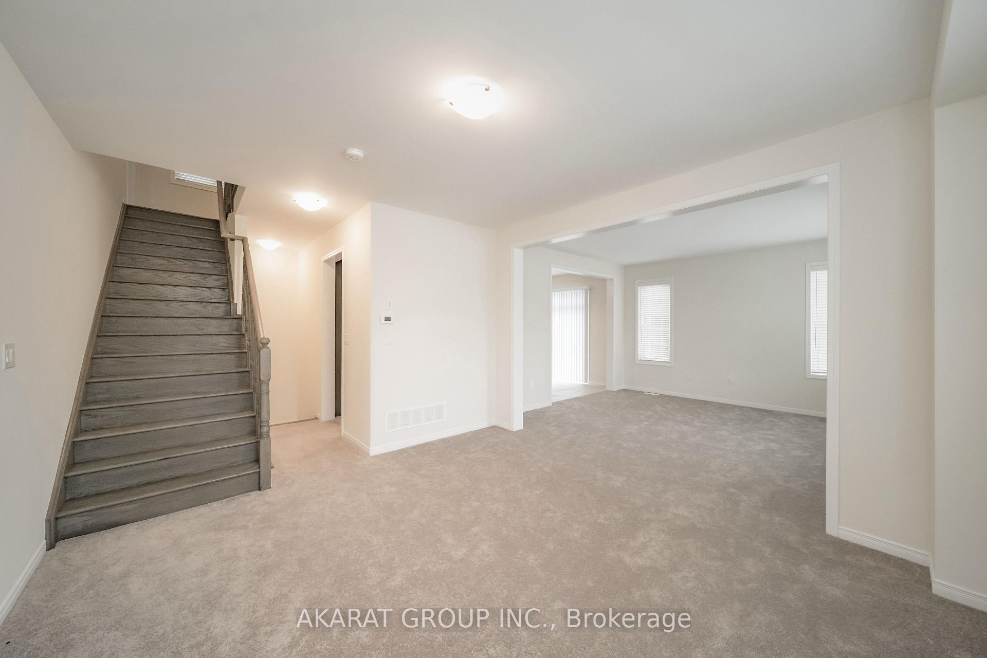 Photo 7 of 135 Esther Crescent, Thorold, Hurricane/Merrittville — HOMEH