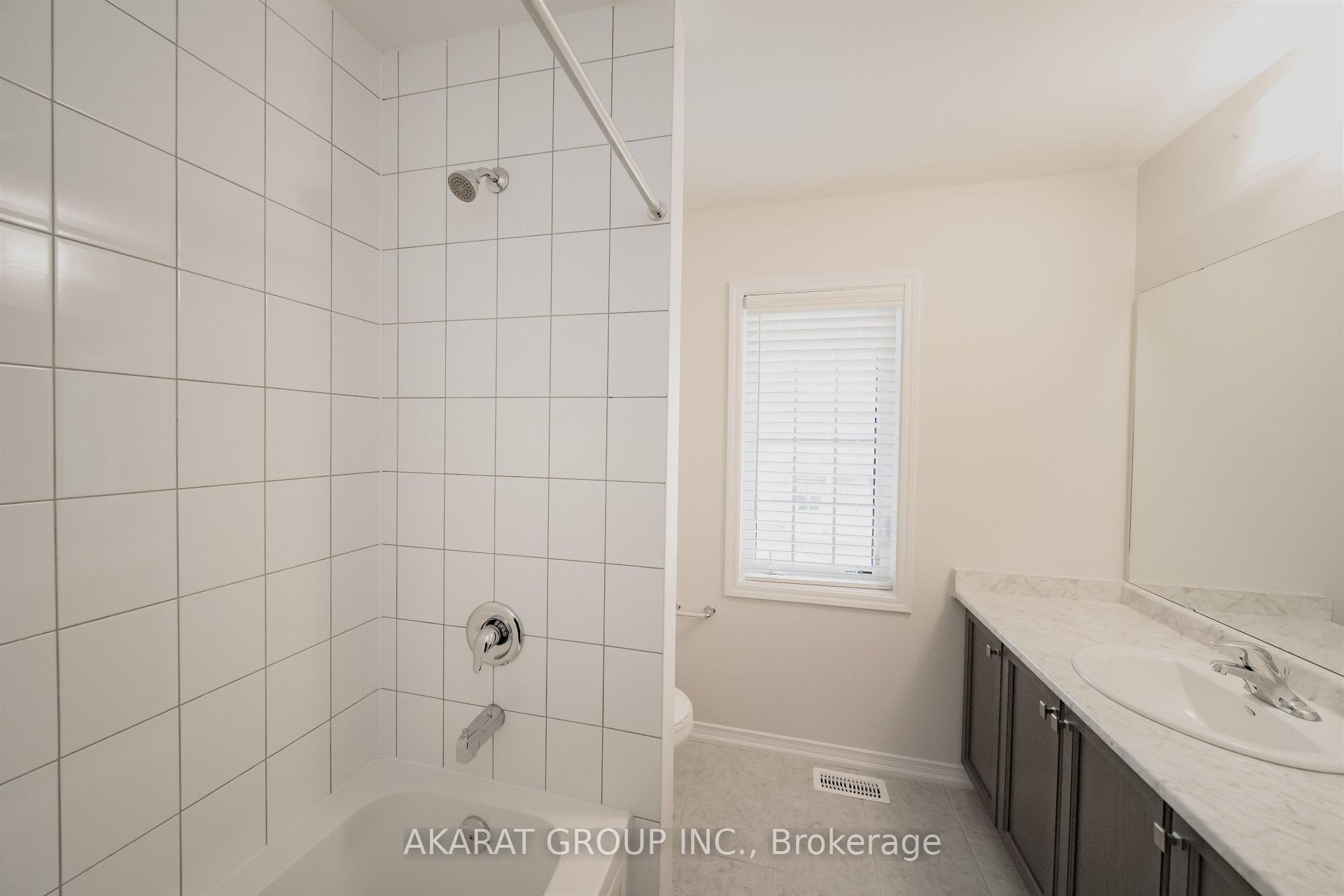Photo 33 of 135 Esther Crescent, Thorold, Hurricane/Merrittville — HOMEH