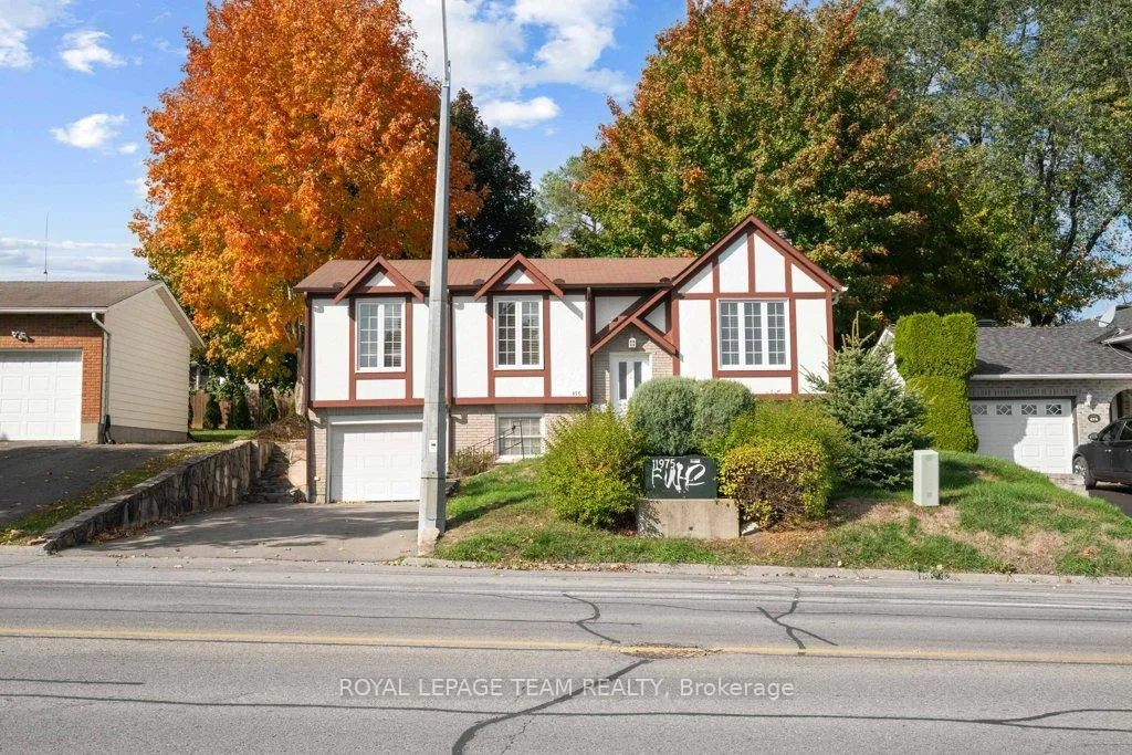 Photo 3 of 476 Laurier Boulevard, Brockville — HOMEH