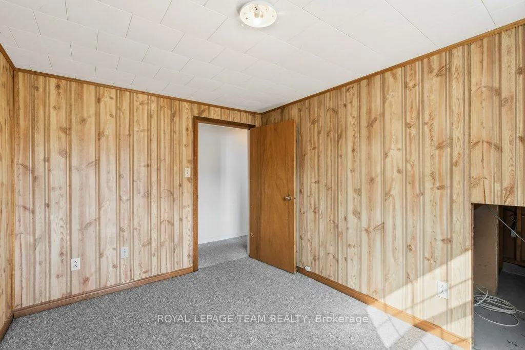 Photo 31 of 476 Laurier Boulevard, Brockville — HOMEH