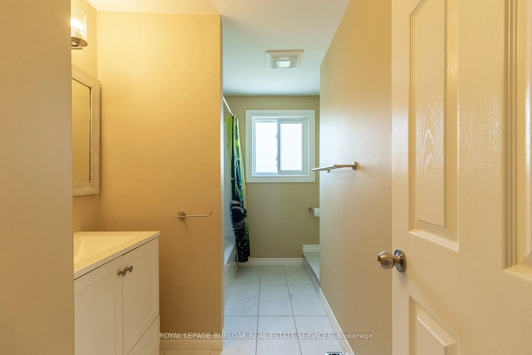 Photo 12 of 58 Romy Crescent, Thorold, Confederation Heights — HOMEH
