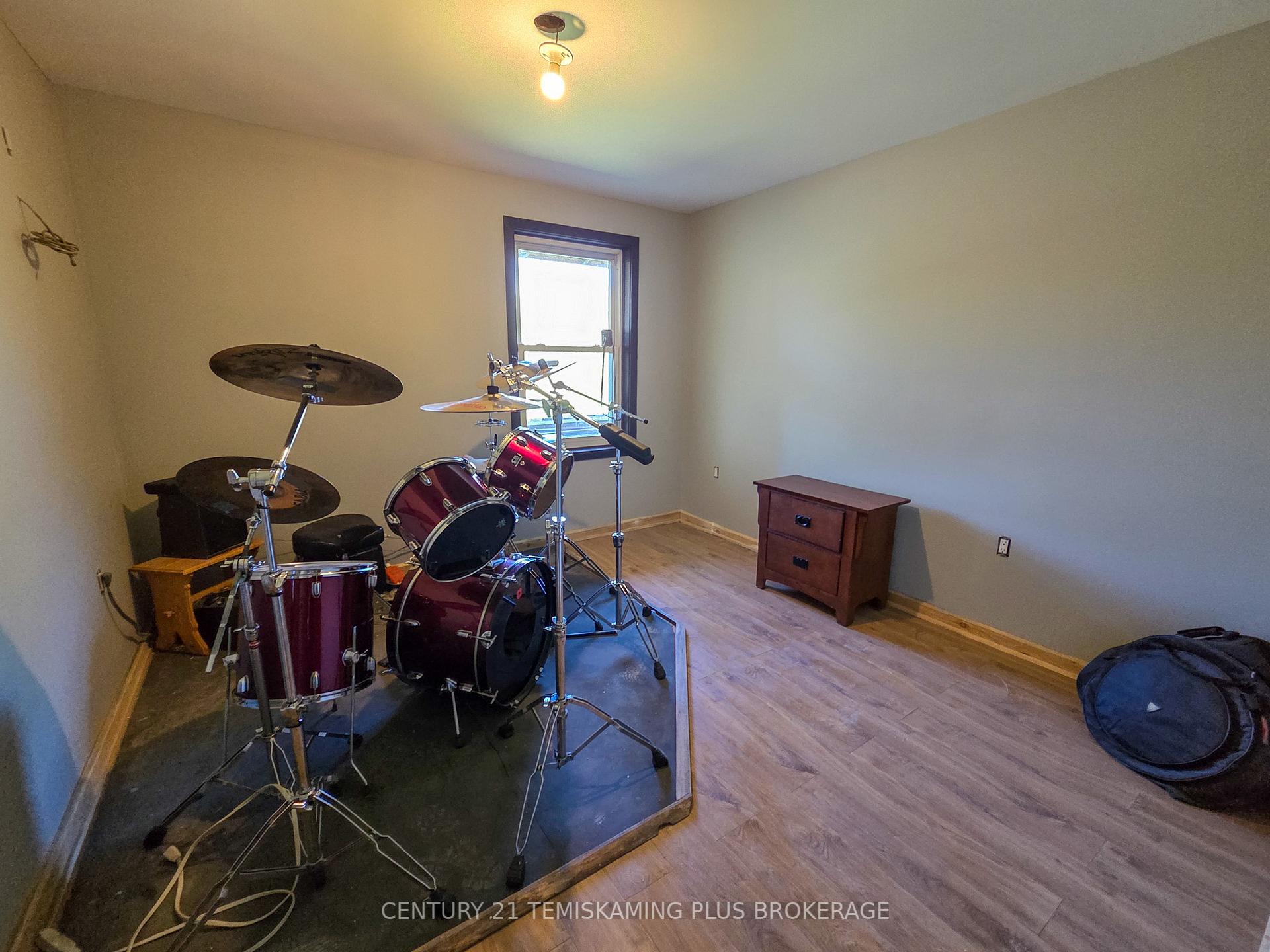 Photo 29 of 973293 Highway 567, Timiskaming, TIM - Outside - Rural — HOMEH