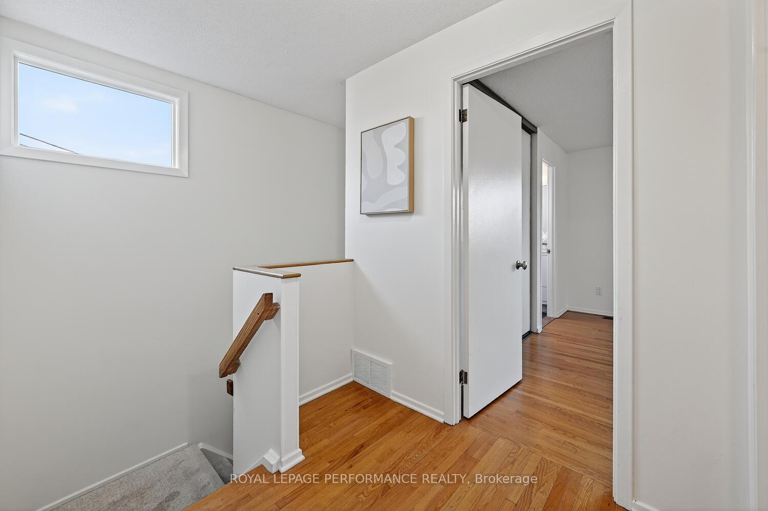 Photo 18 of 19 Ancroft Court, Ottawa, Tanglewood — HOMEH