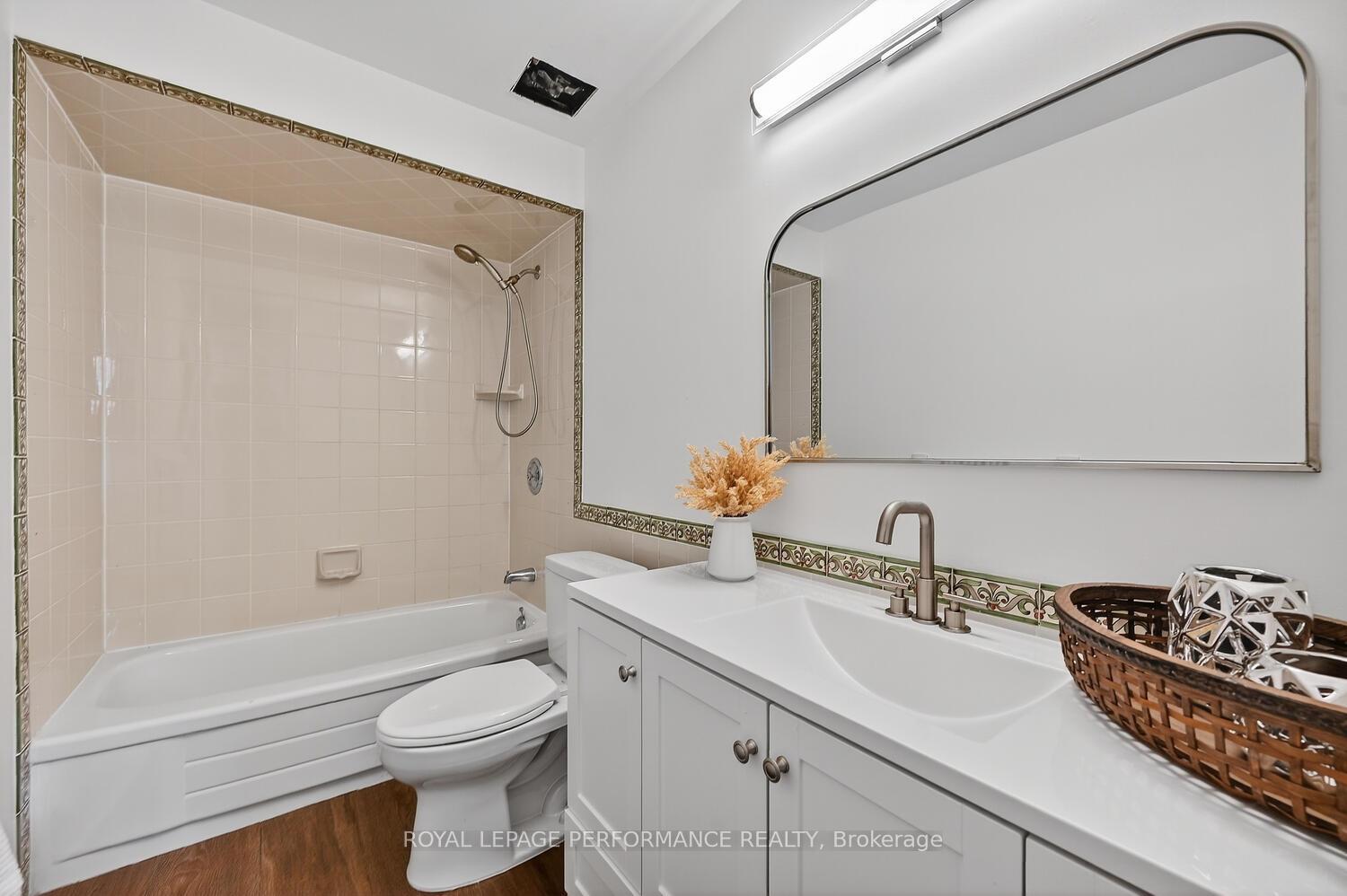 Photo 24 of 19 Ancroft Court, Ottawa, Tanglewood — HOMEH