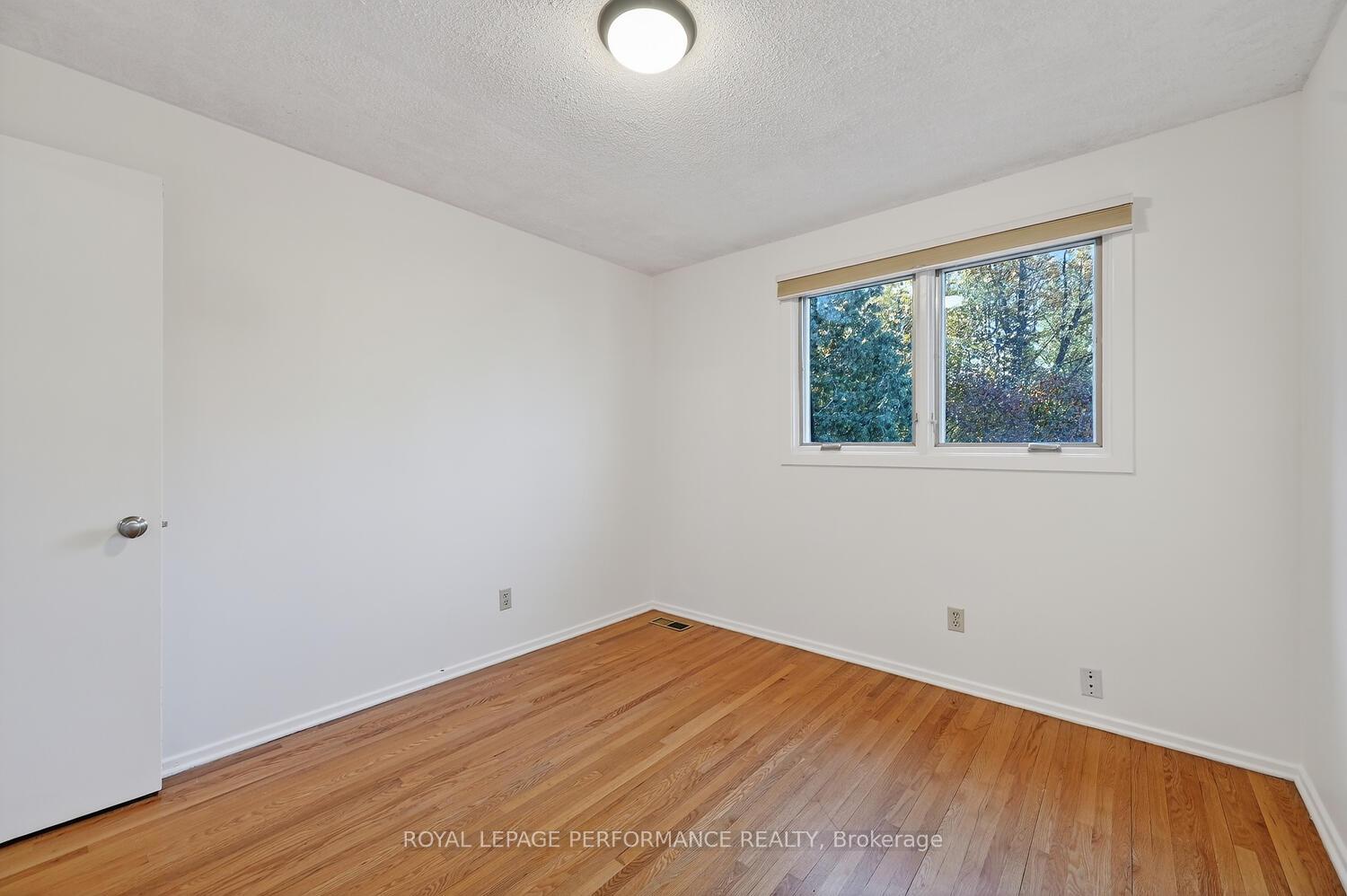 Photo 27 of 19 Ancroft Court, Ottawa, Tanglewood — HOMEH