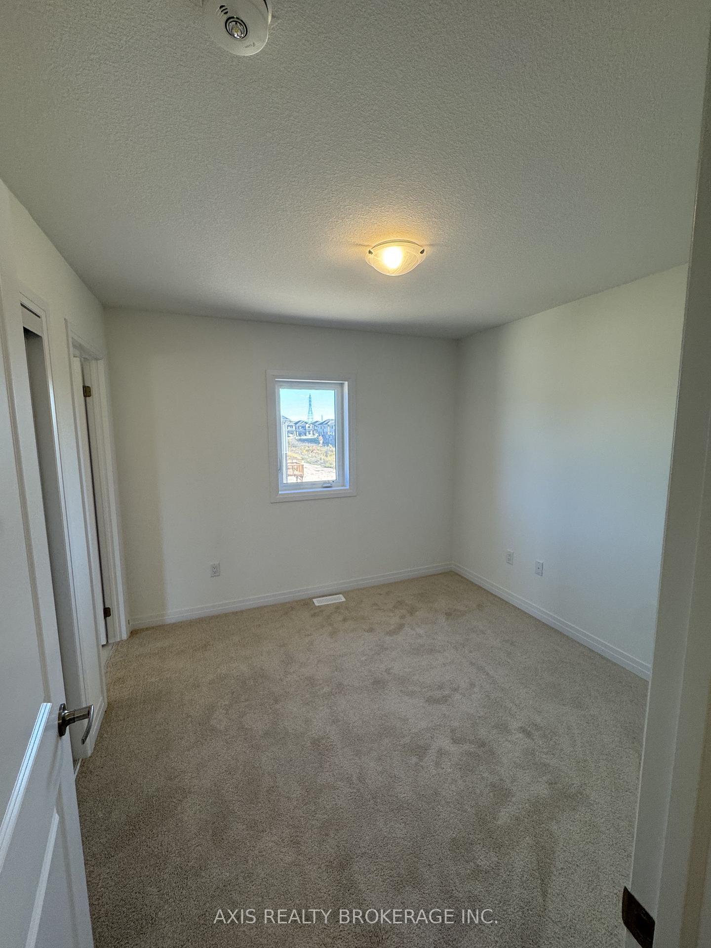 Photo 7 of 19 Cresthaven Heights, Thorold, Rolling Meadows — HOMEH