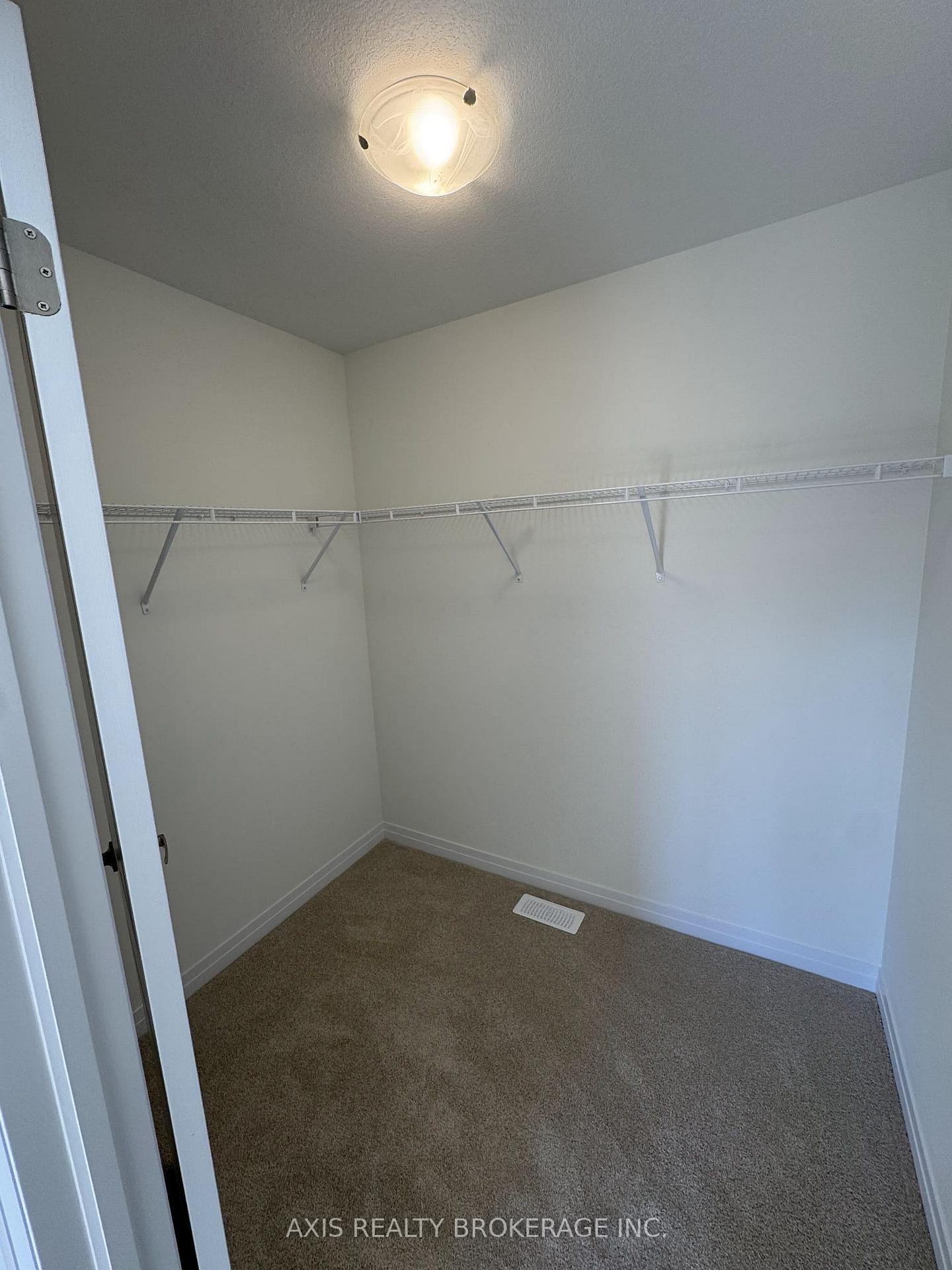 Photo 11 of 19 Cresthaven Heights, Thorold, Rolling Meadows — HOMEH