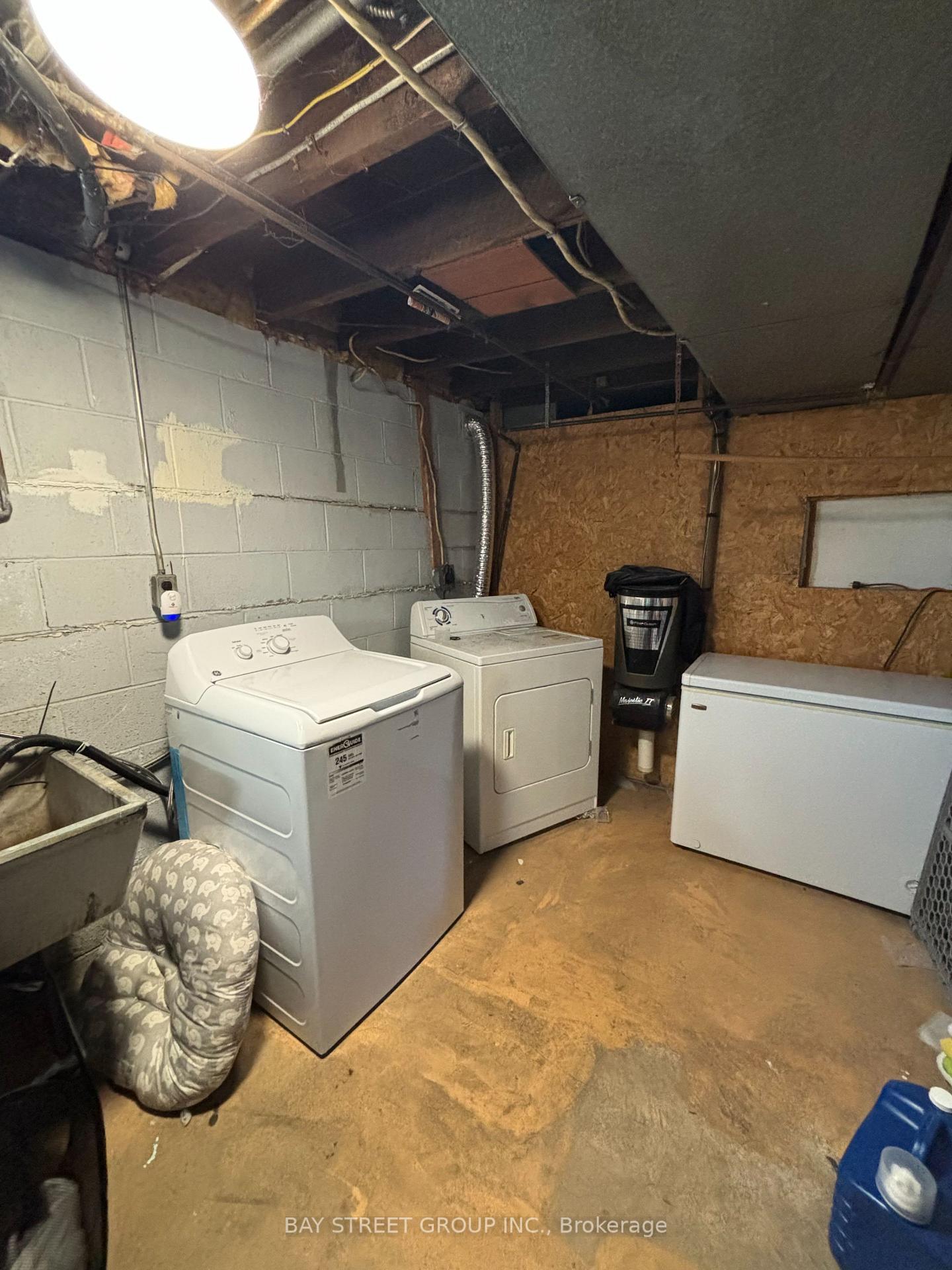 Photo 9 of 236 Beaver Street, Thorold, Allanburg/Thorold South — HOMEH