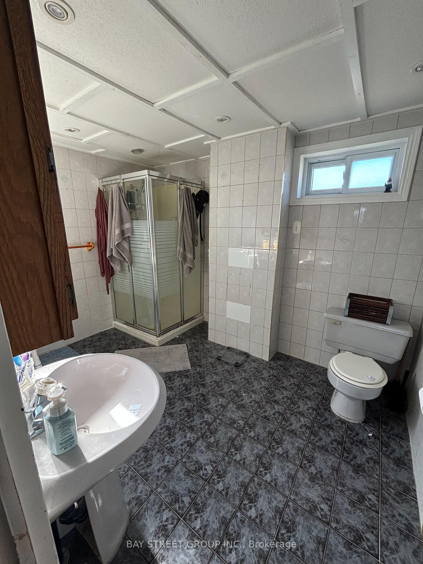 Photo 11 of 236 Beaver Street, Thorold, Allanburg/Thorold South — HOMEH