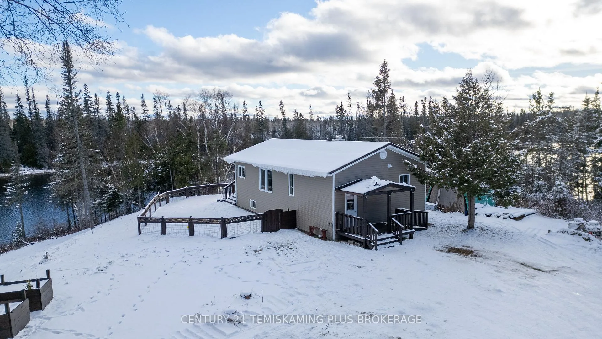Photo 7 of 989158 Mountain Chutes Road, Timiskaming, TIM - Outside - Rural — HOMEH