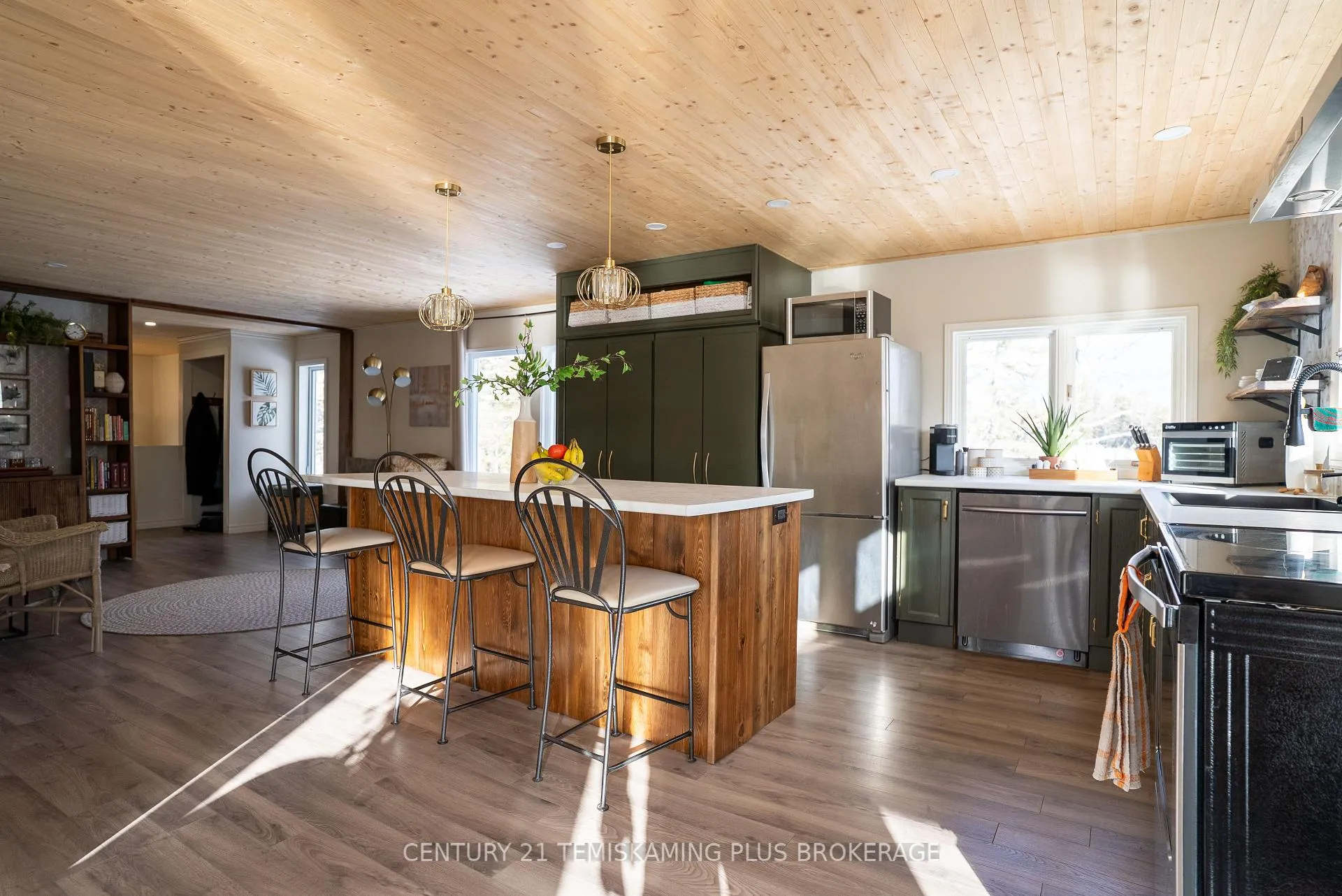 Photo 8 of 989158 Mountain Chutes Road, Timiskaming, TIM - Outside - Rural — HOMEH