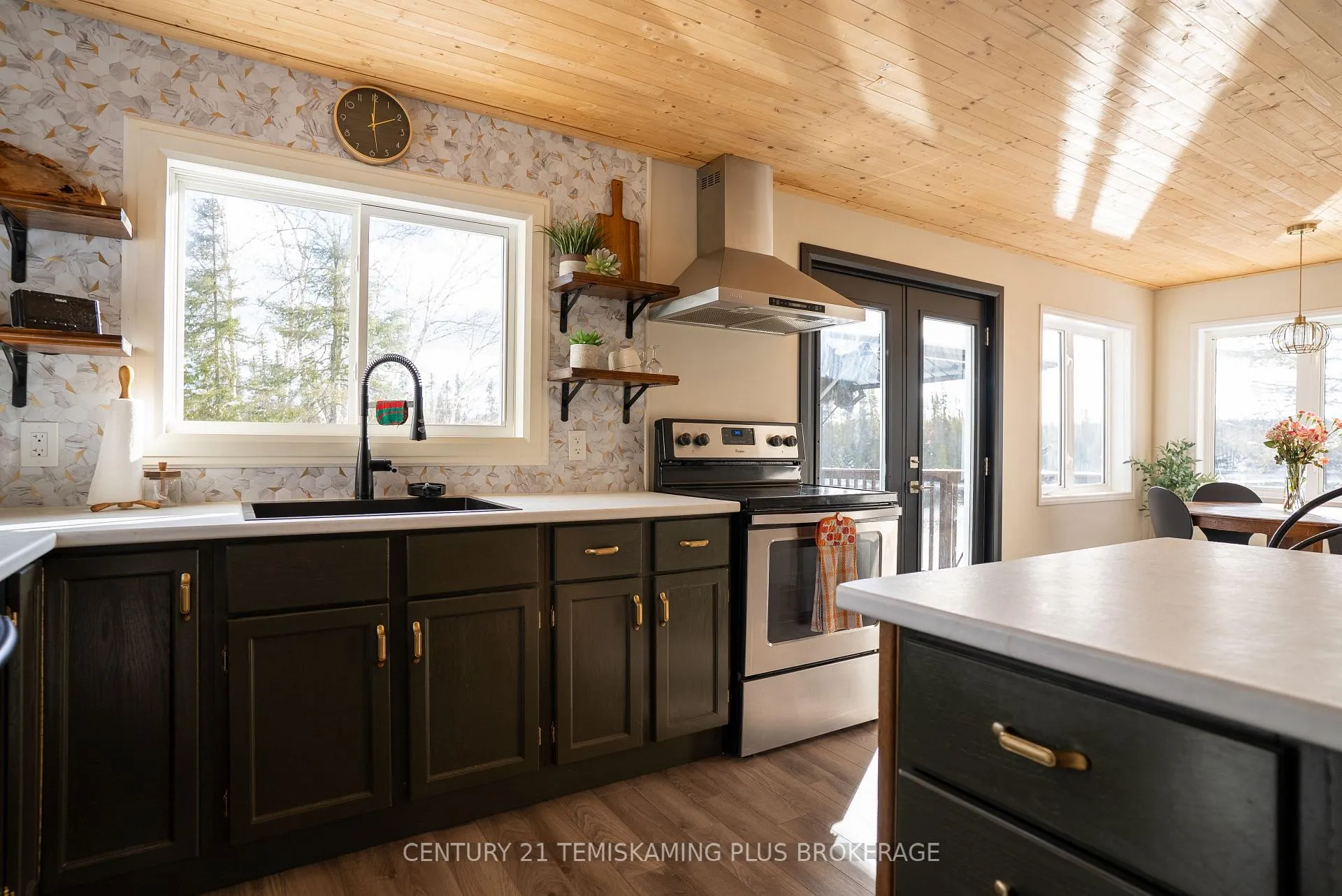Photo 10 of 989158 Mountain Chutes Road, Timiskaming, TIM - Outside - Rural — HOMEH