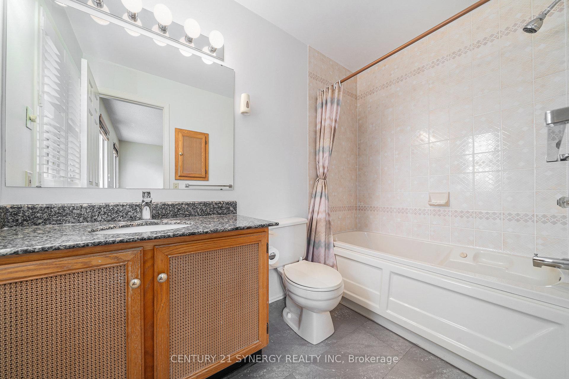 Photo 13 of 92 Nestow Drive, Ottawa, Tanglewood — HOMEH