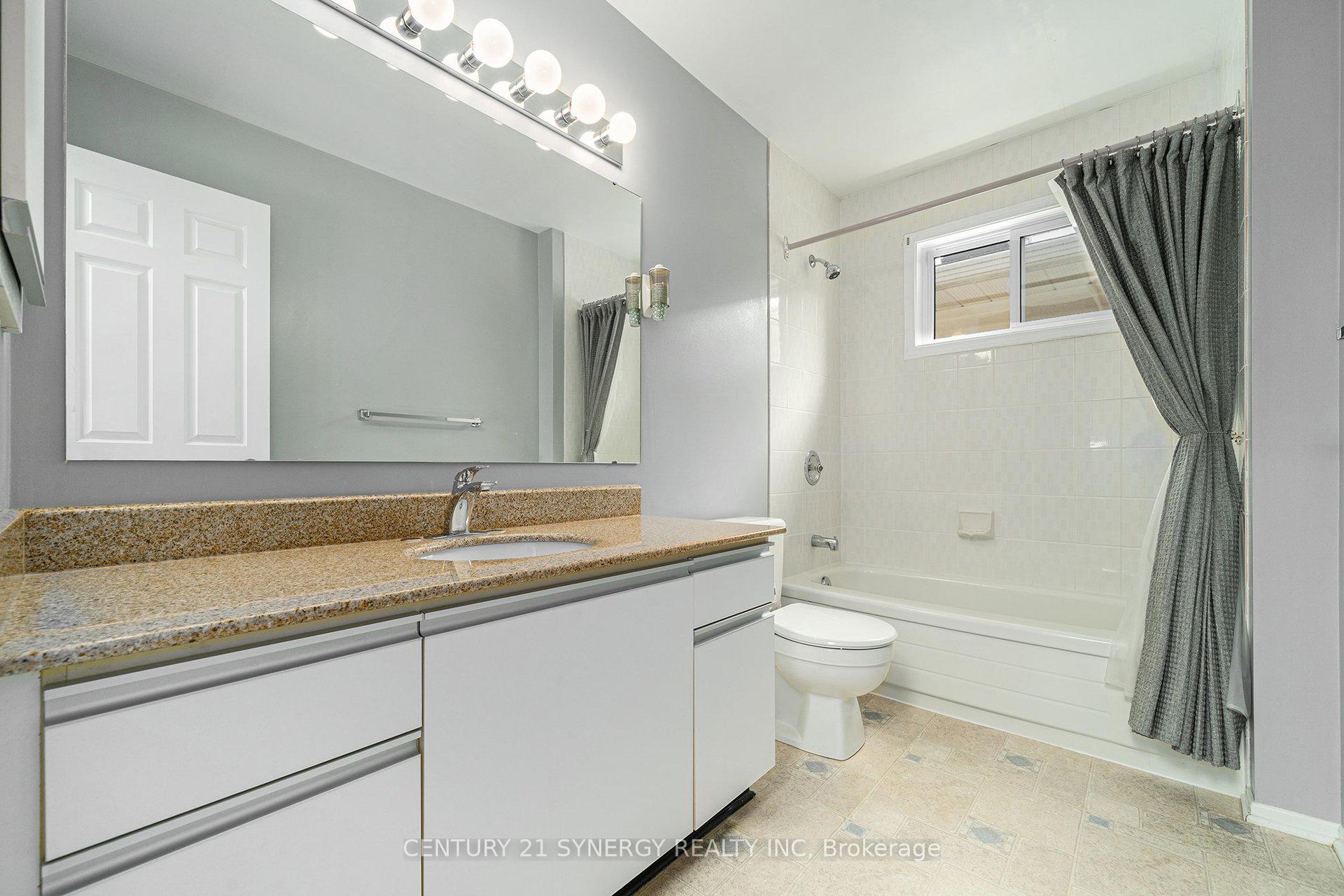Photo 15 of 92 Nestow Drive, Ottawa, Tanglewood — HOMEH