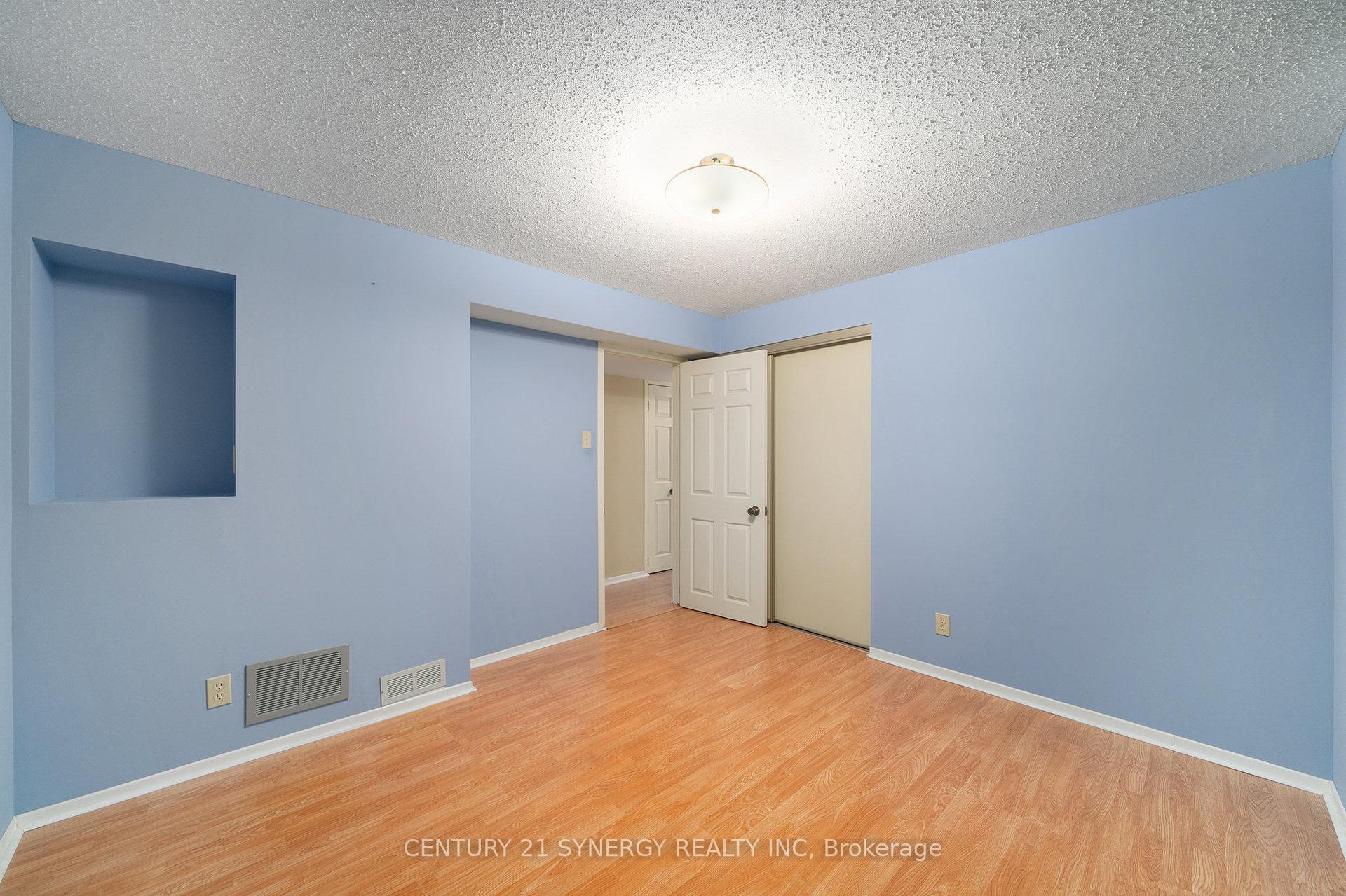 Photo 19 of 92 Nestow Drive, Ottawa, Tanglewood — HOMEH