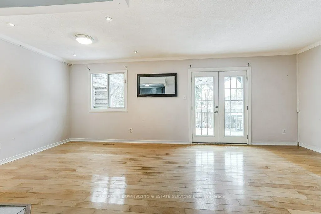 Photo 9 of 17 Roehampton Crescent, Brampton, Brampton South — HOMEH