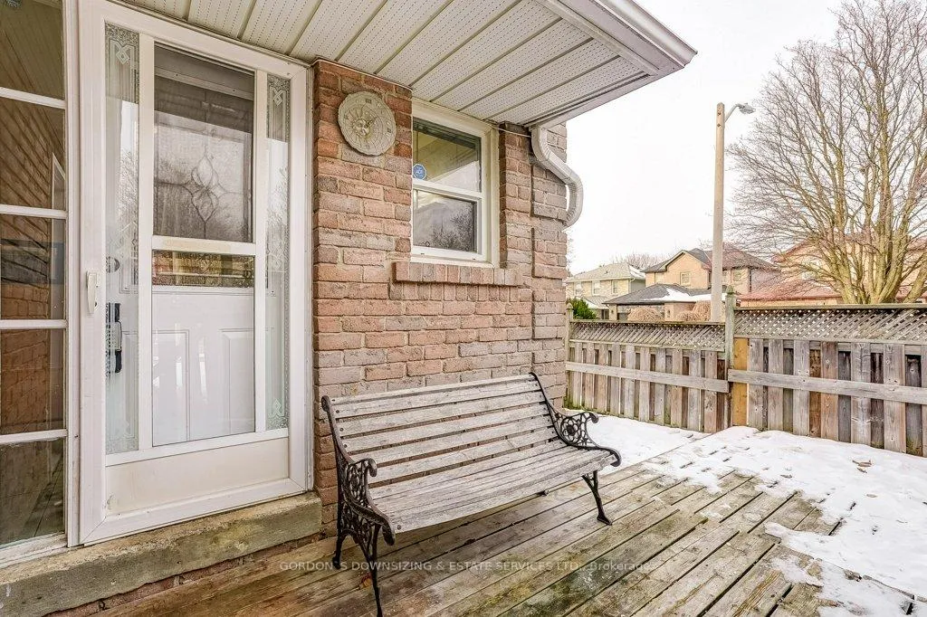 Photo 47 of 17 Roehampton Crescent, Brampton, Brampton South — HOMEH