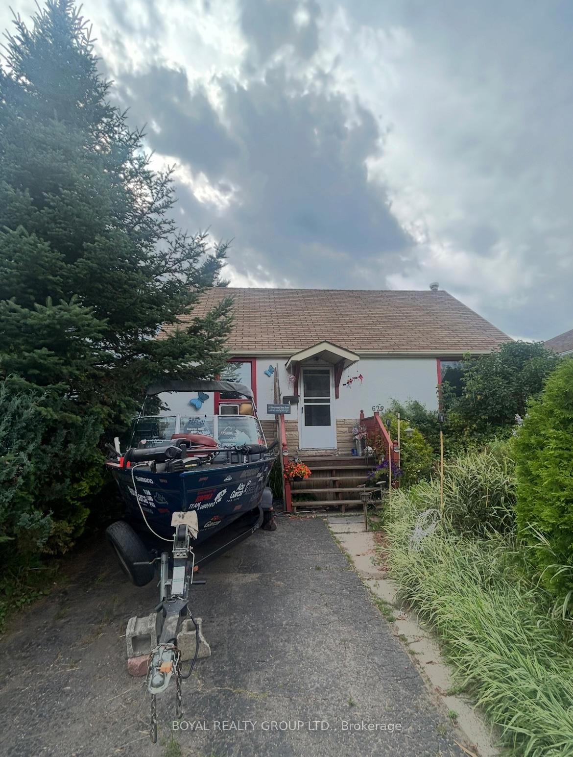 Photo 1 of 629 Harold Street N, Thunder Bay, McKeller Park — HOMEH