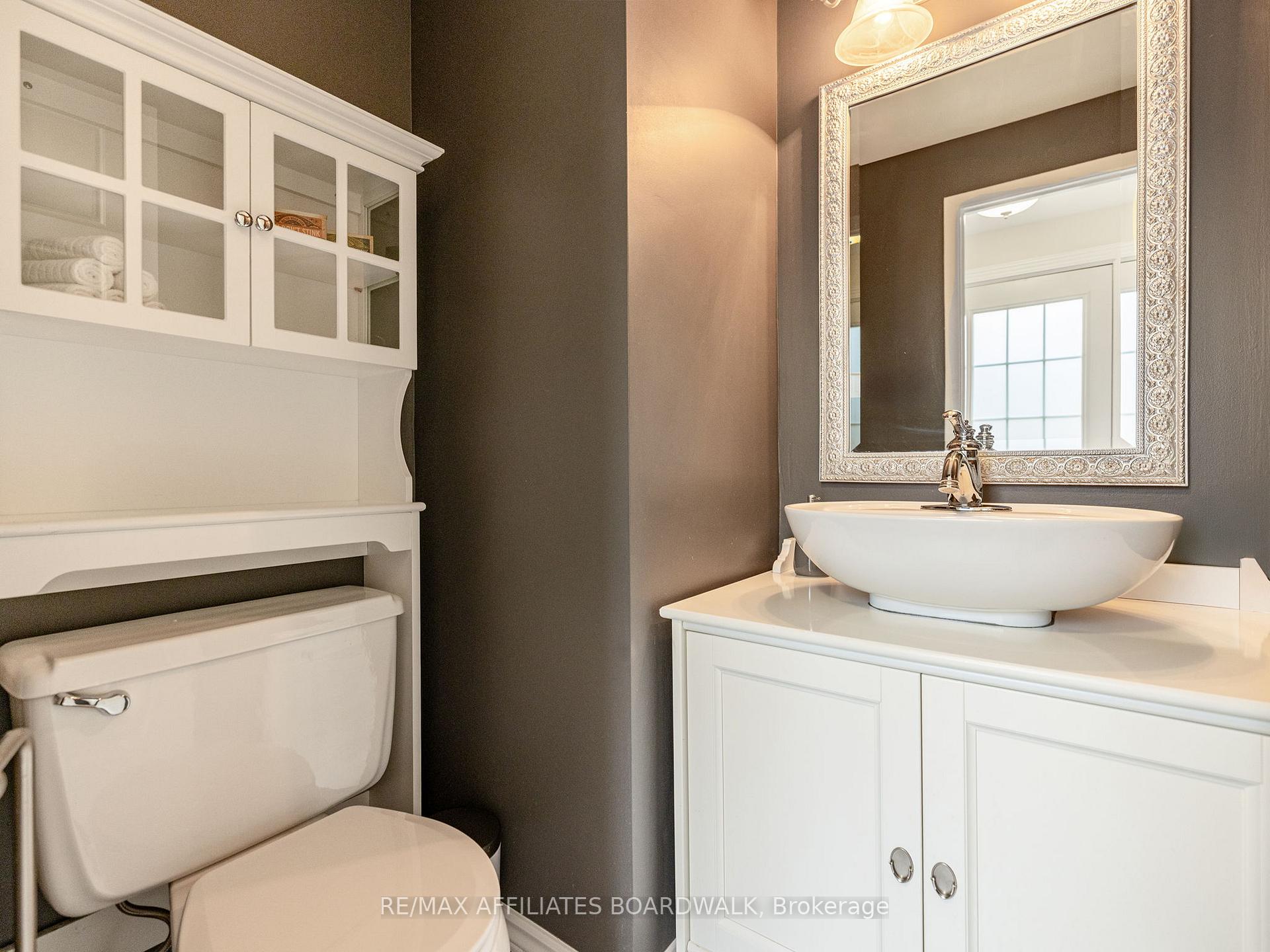 Photo 7 of 38 Nestow Drive, Ottawa, Tanglewood — HOMEH