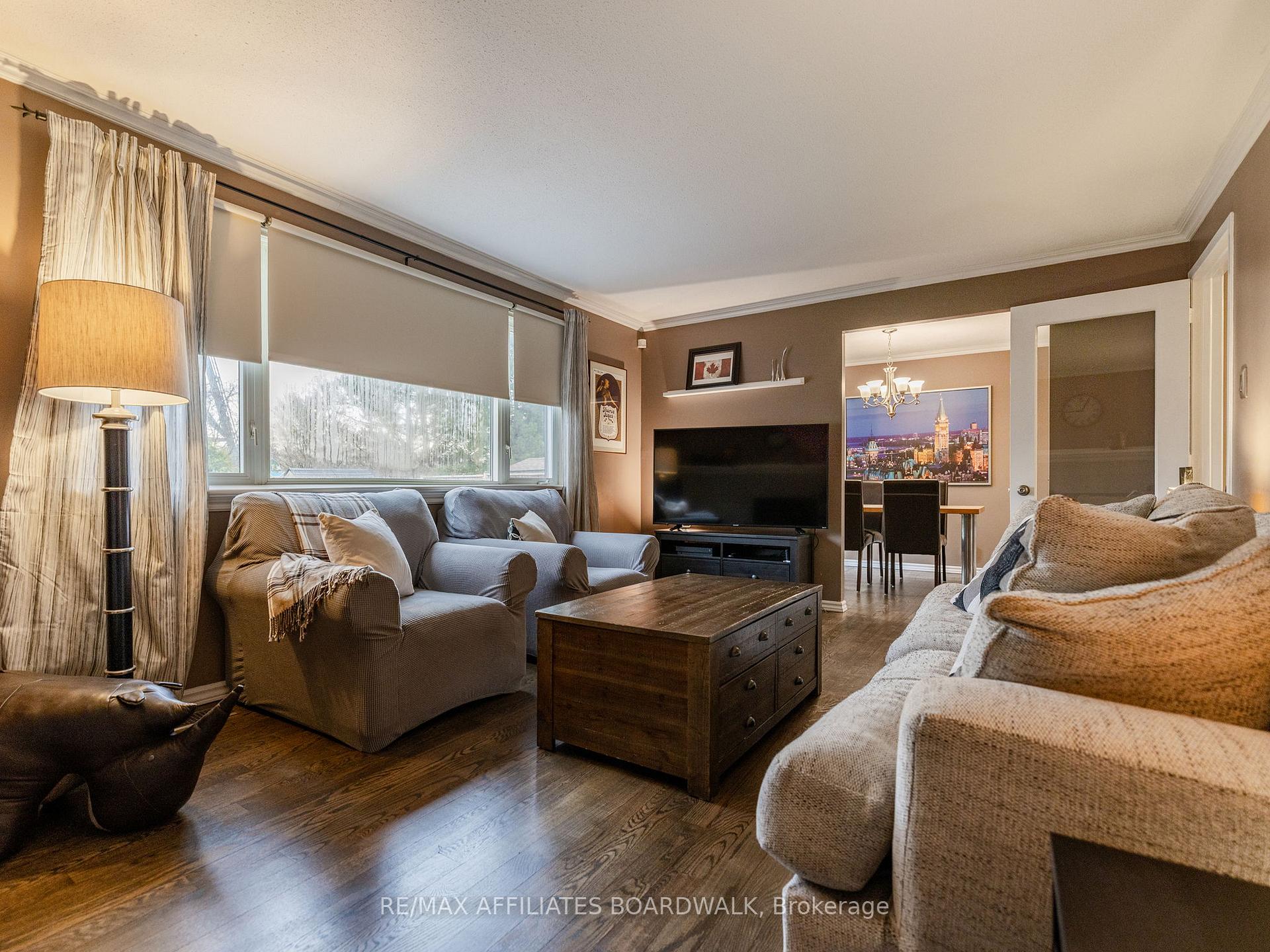 Photo 10 of 38 Nestow Drive, Ottawa, Tanglewood — HOMEH