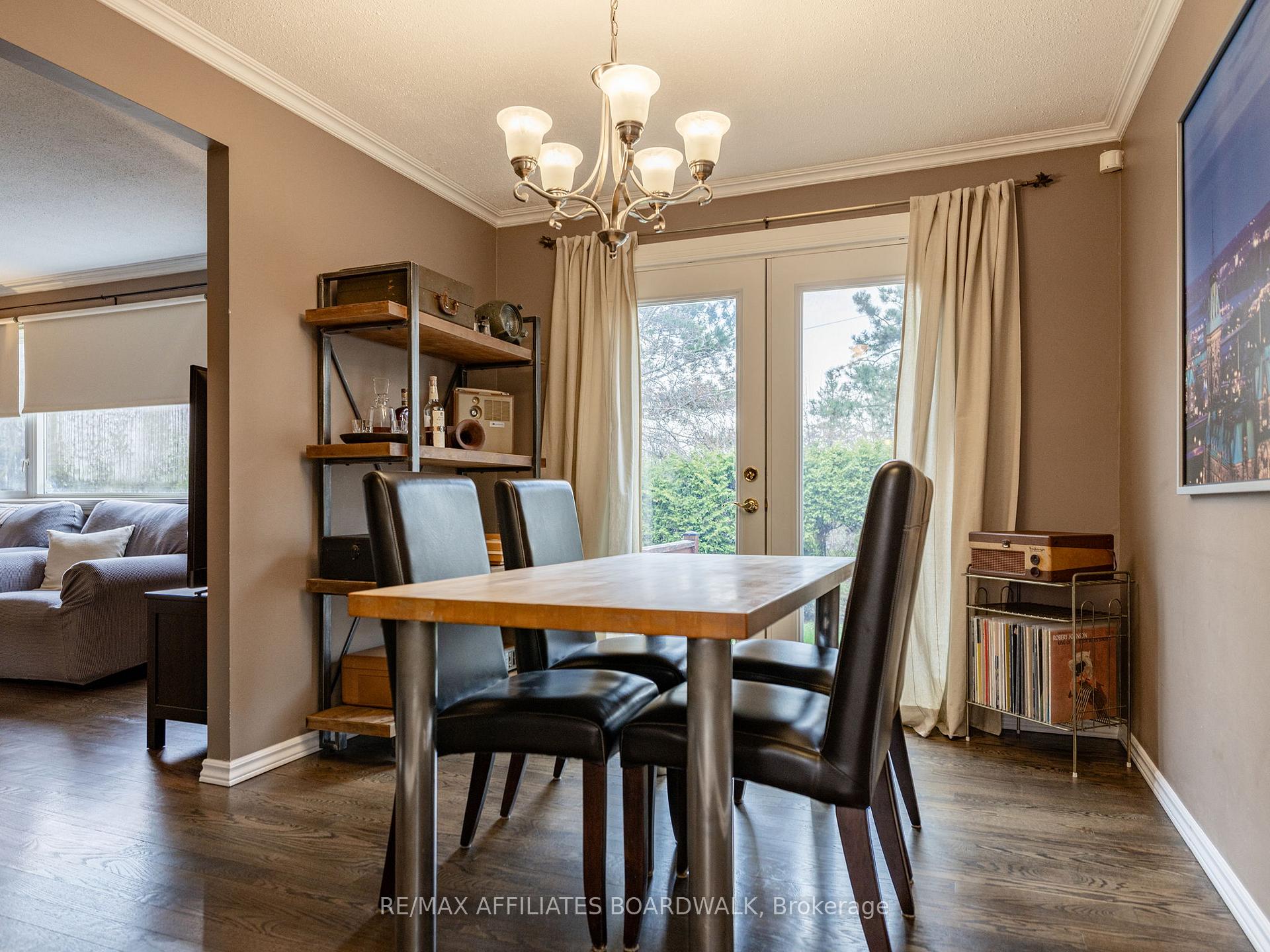 Photo 12 of 38 Nestow Drive, Ottawa, Tanglewood — HOMEH