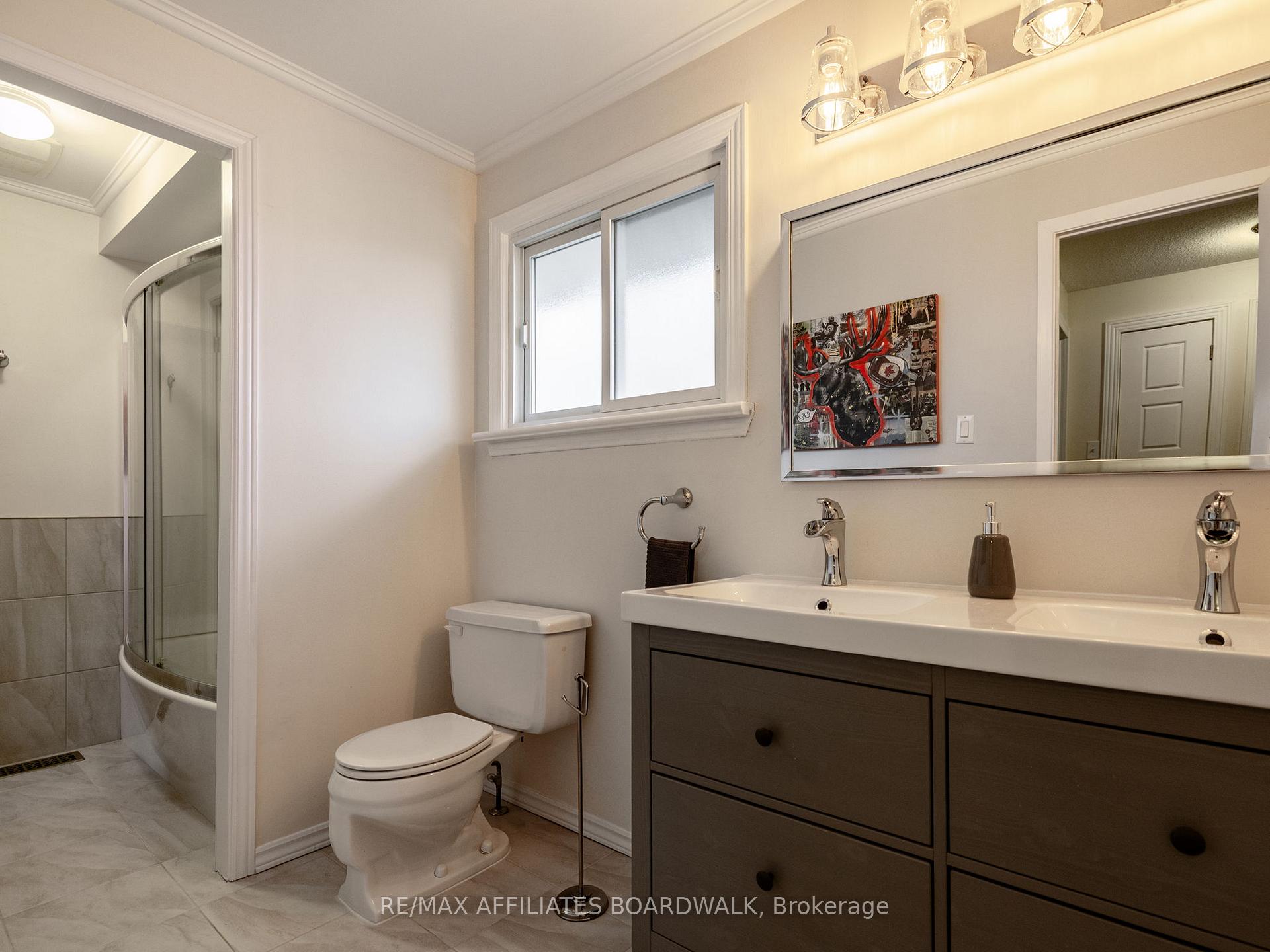 Photo 23 of 38 Nestow Drive, Ottawa, Tanglewood — HOMEH