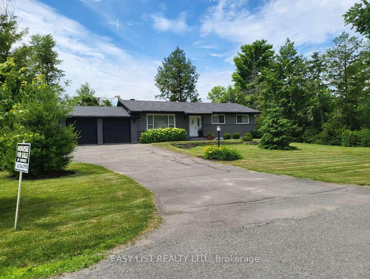 Photo 1 of 2 Miriam Avenue, Ottawa, Pineglen — HOMEH