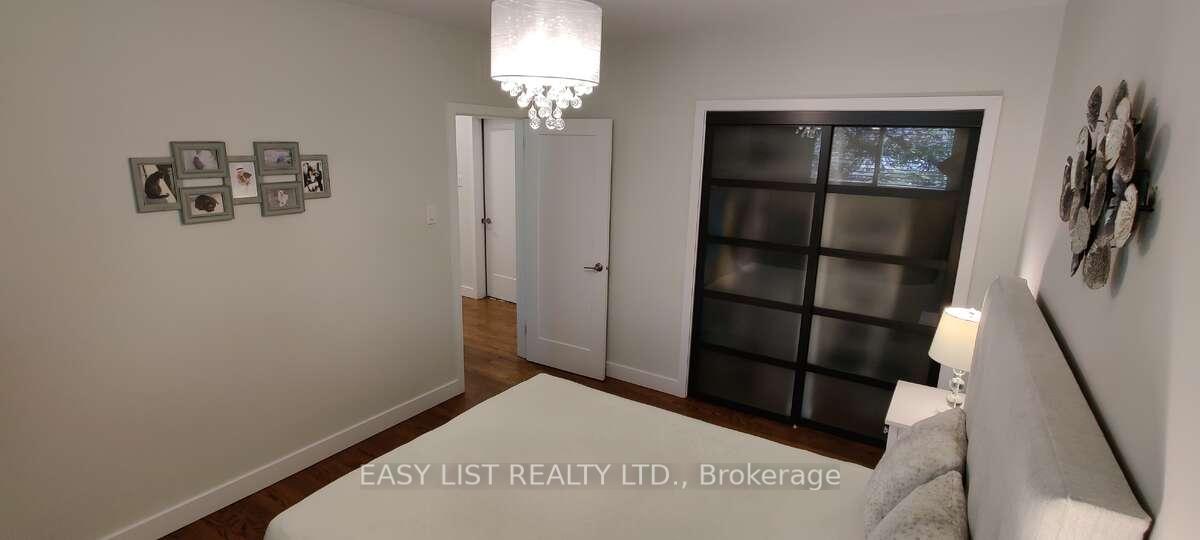 Photo 12 of 2 Miriam Avenue, Ottawa, Pineglen — HOMEH