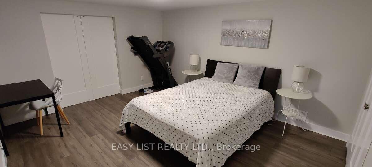 Photo 20 of 2 Miriam Avenue, Ottawa, Pineglen — HOMEH
