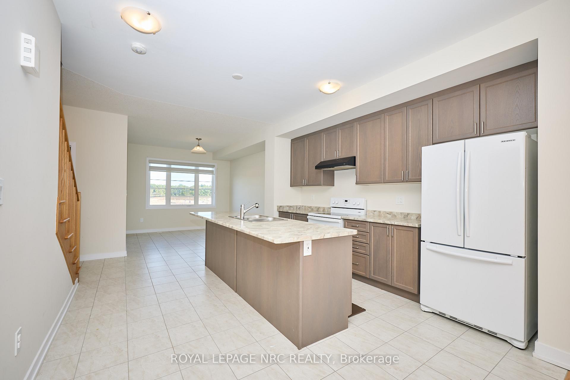Photo 10 of 11 Melody Lane, Thorold, Hurricane/Merrittville — HOMEH