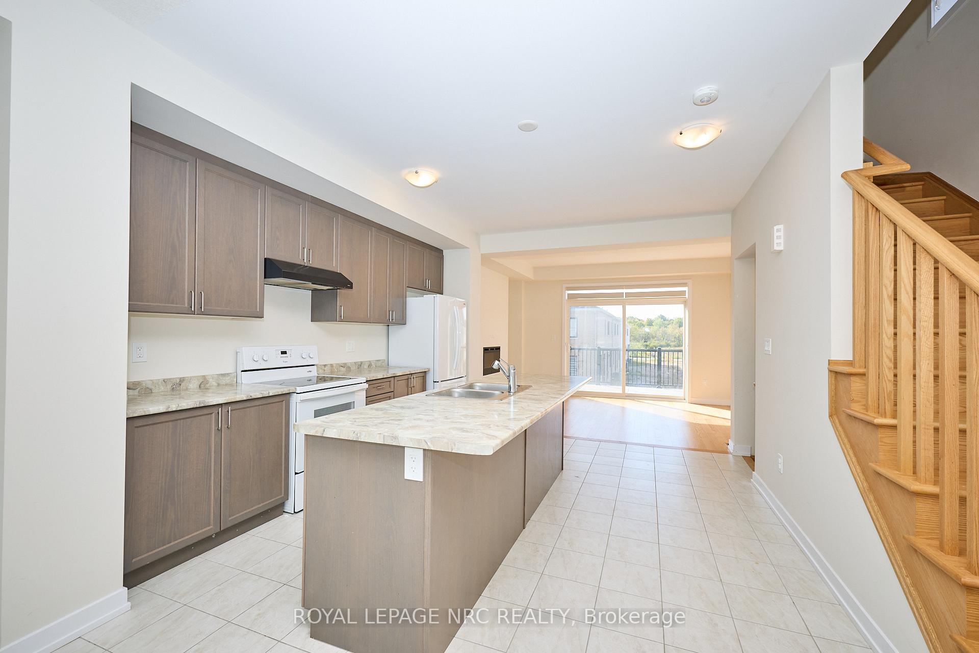 Photo 13 of 11 Melody Lane, Thorold, Hurricane/Merrittville — HOMEH