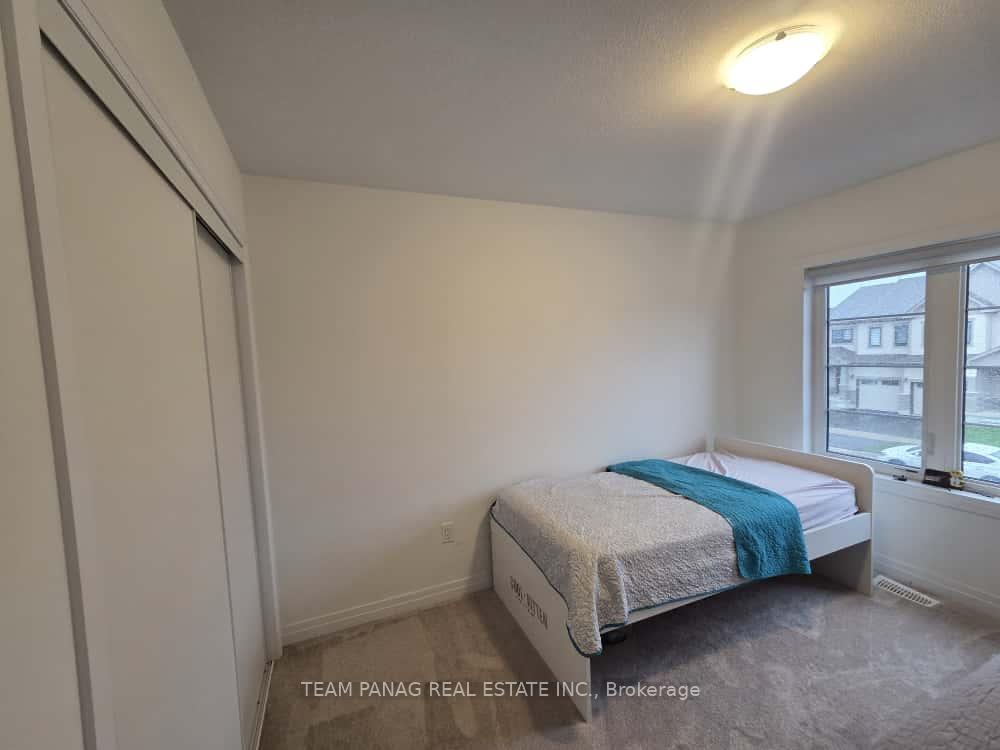 Photo 24 of 82 Selection Heights, Thorold, Rolling Meadows — HOMEH
