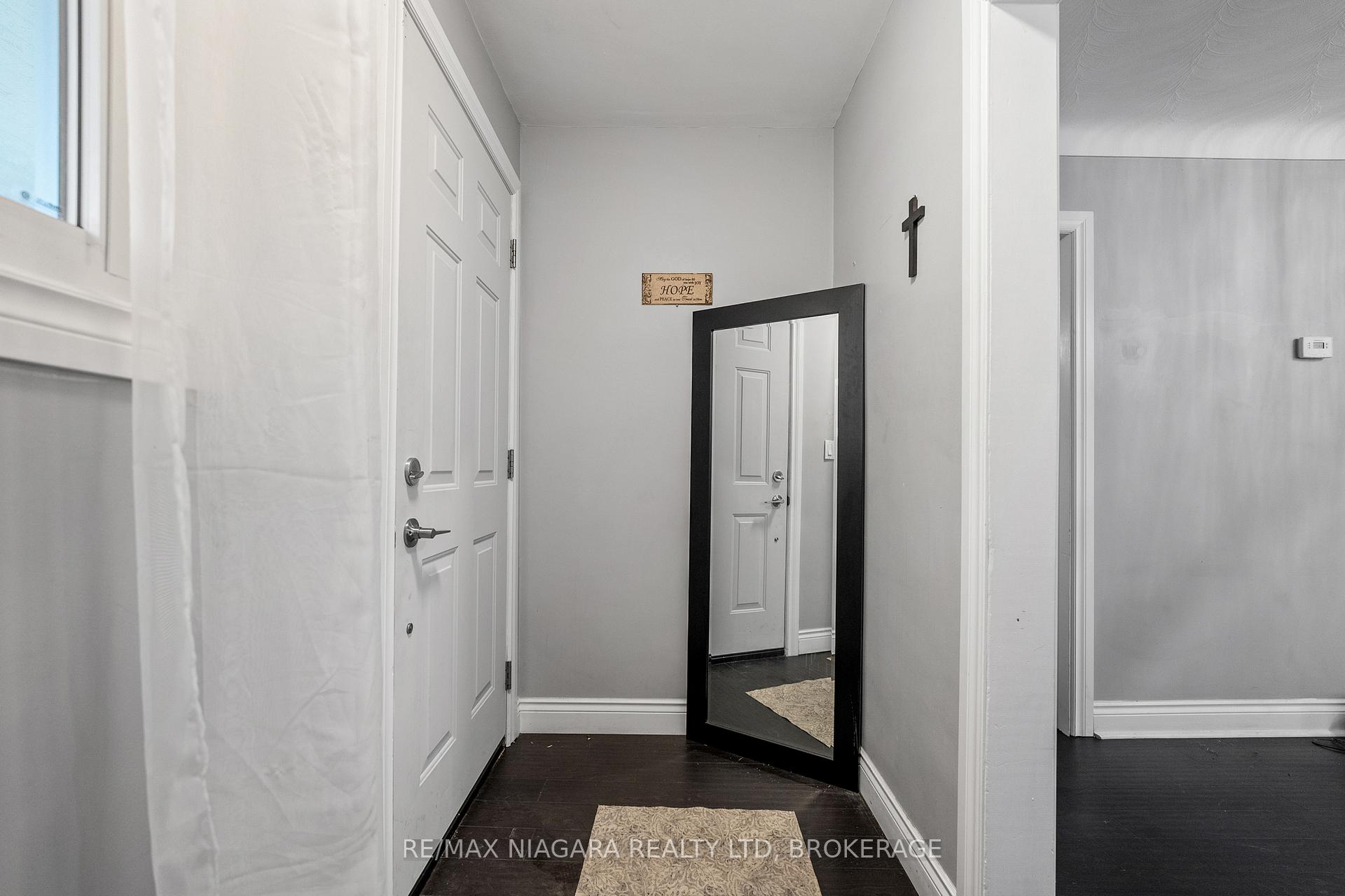 Photo 5 of 67 West Street N, Thorold, Thorold Downtown — HOMEH