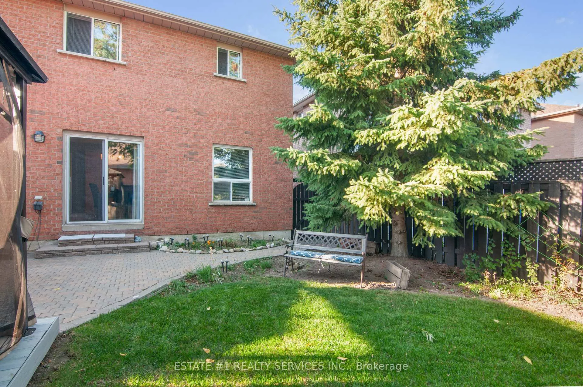 Photo 40 of 102 Cresthaven Road, Brampton, Snelgrove — HOMEH