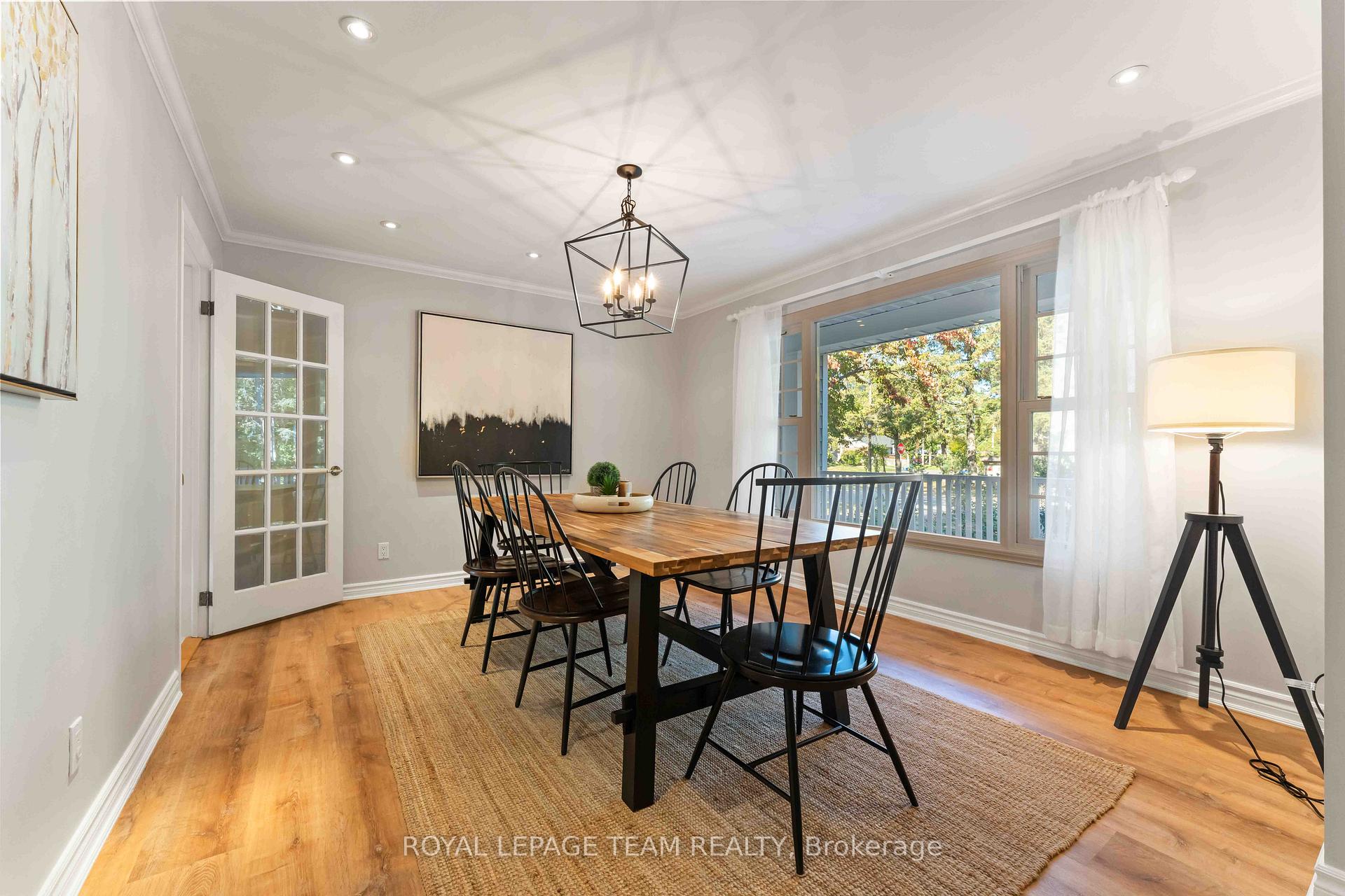 Photo 7 of 60 Vaan Drive, Ottawa, Merivale Gardens — HOMEH