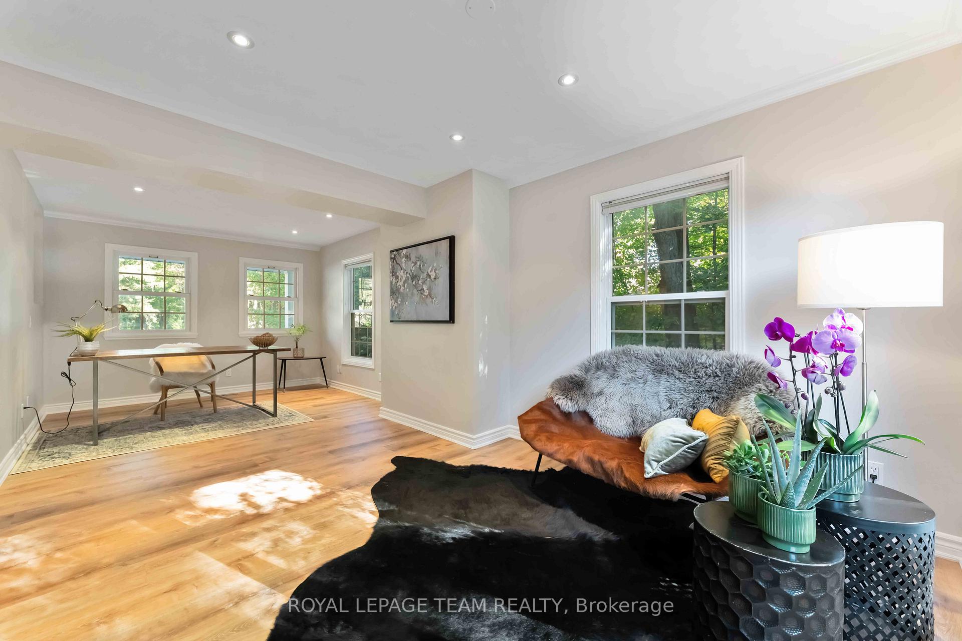 Photo 17 of 60 Vaan Drive, Ottawa, Merivale Gardens — HOMEH