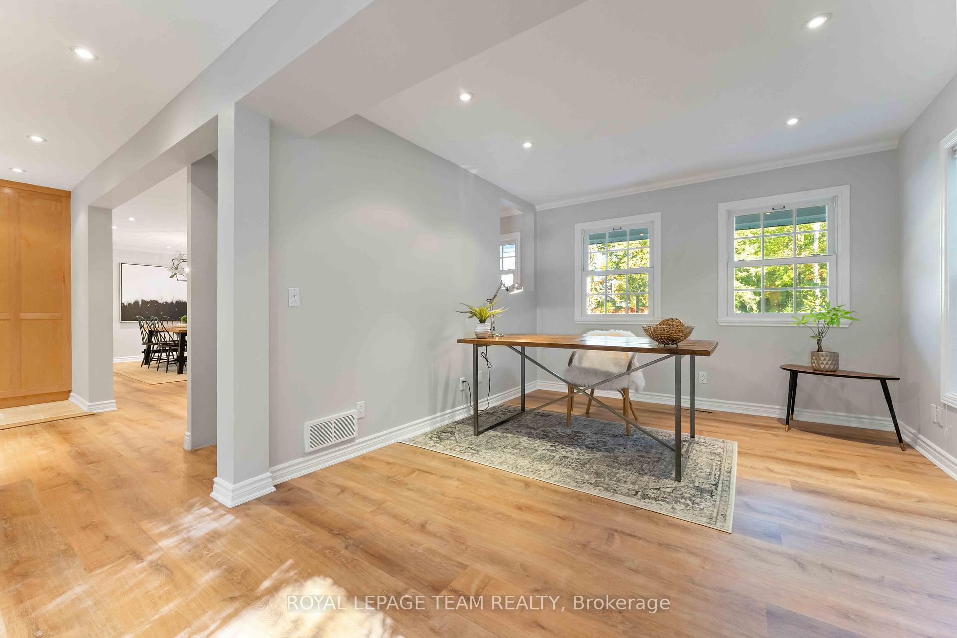 Photo 18 of 60 Vaan Drive, Ottawa, Merivale Gardens — HOMEH