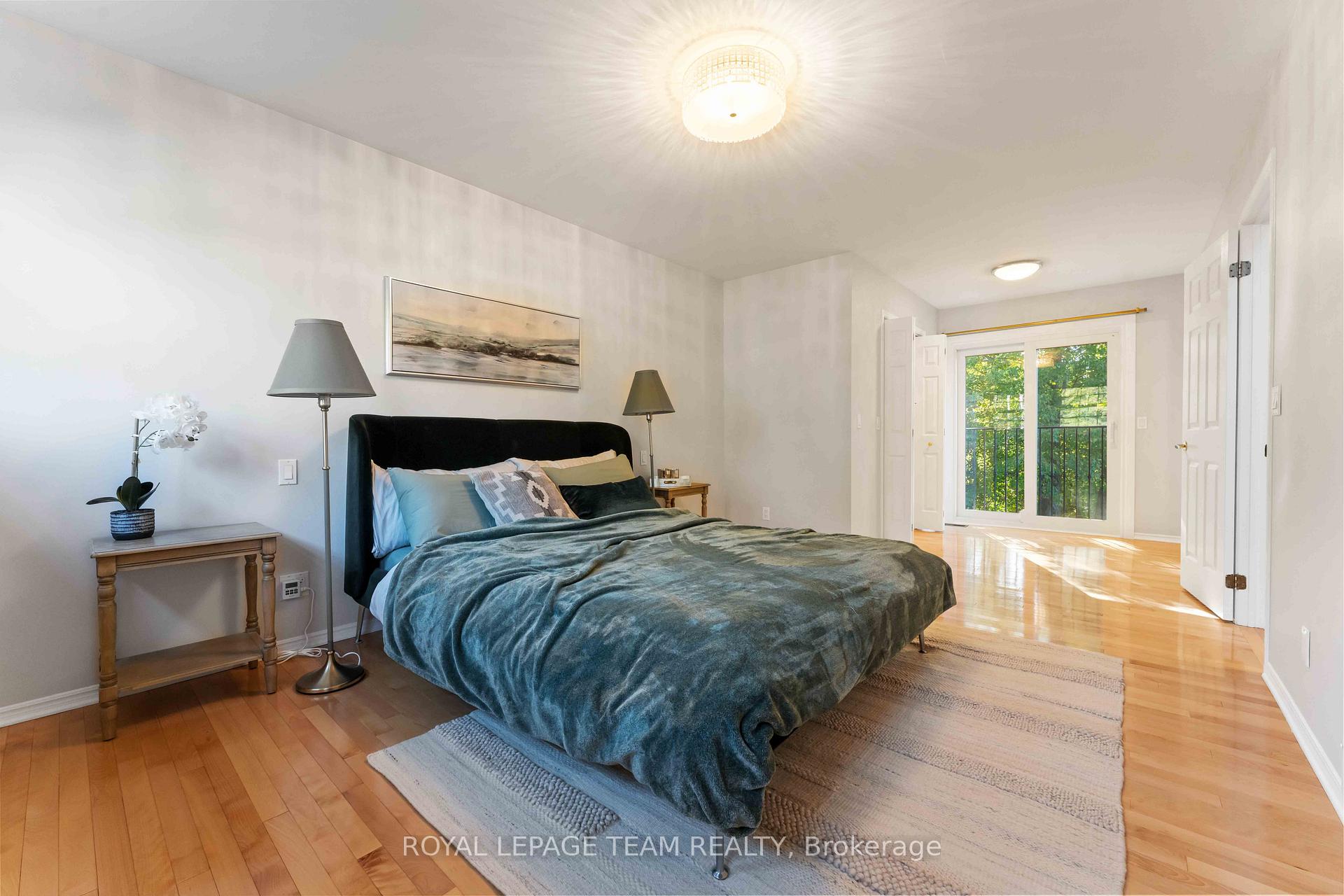 Photo 27 of 60 Vaan Drive, Ottawa, Merivale Gardens — HOMEH