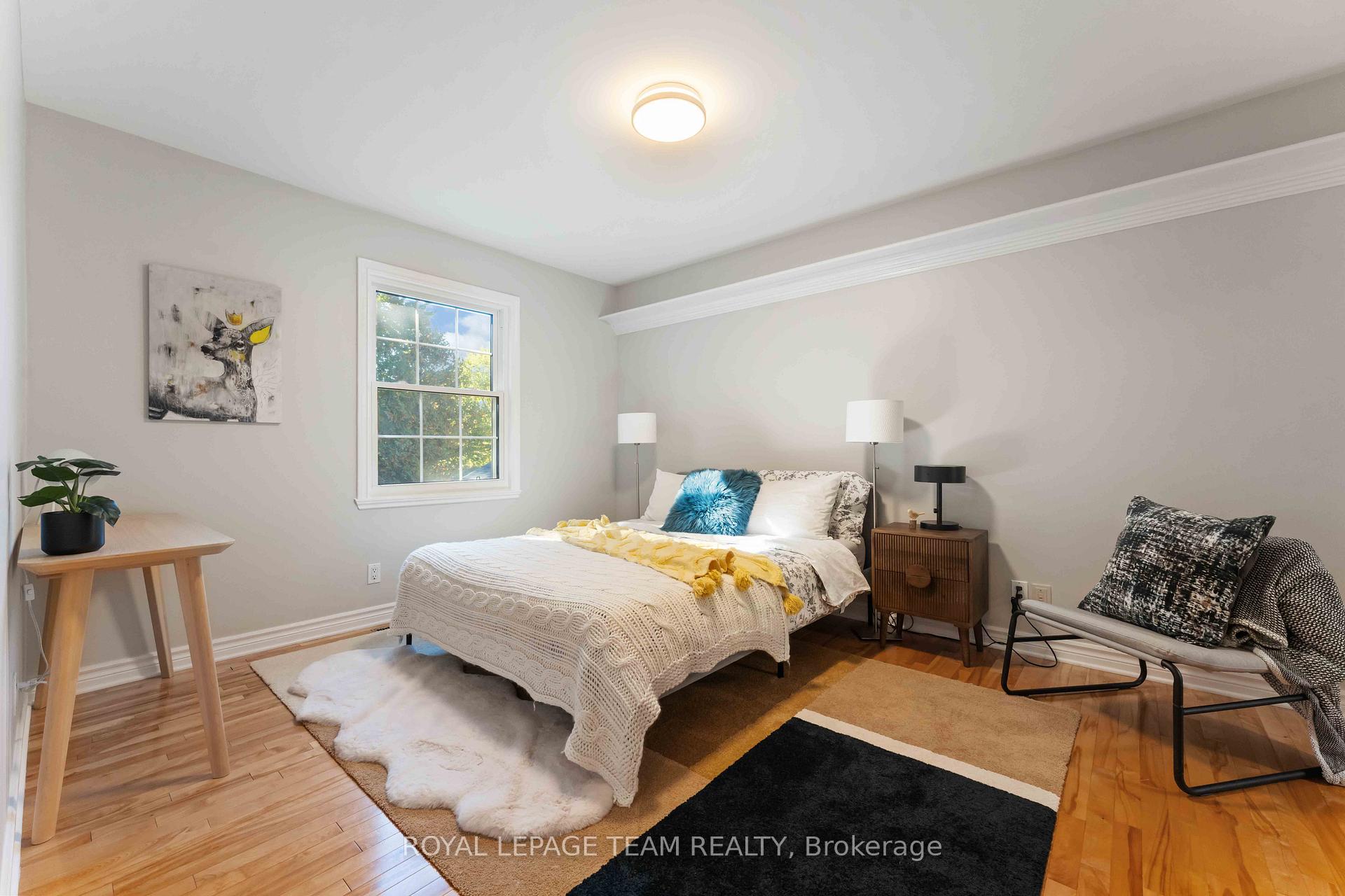 Photo 31 of 60 Vaan Drive, Ottawa, Merivale Gardens — HOMEH