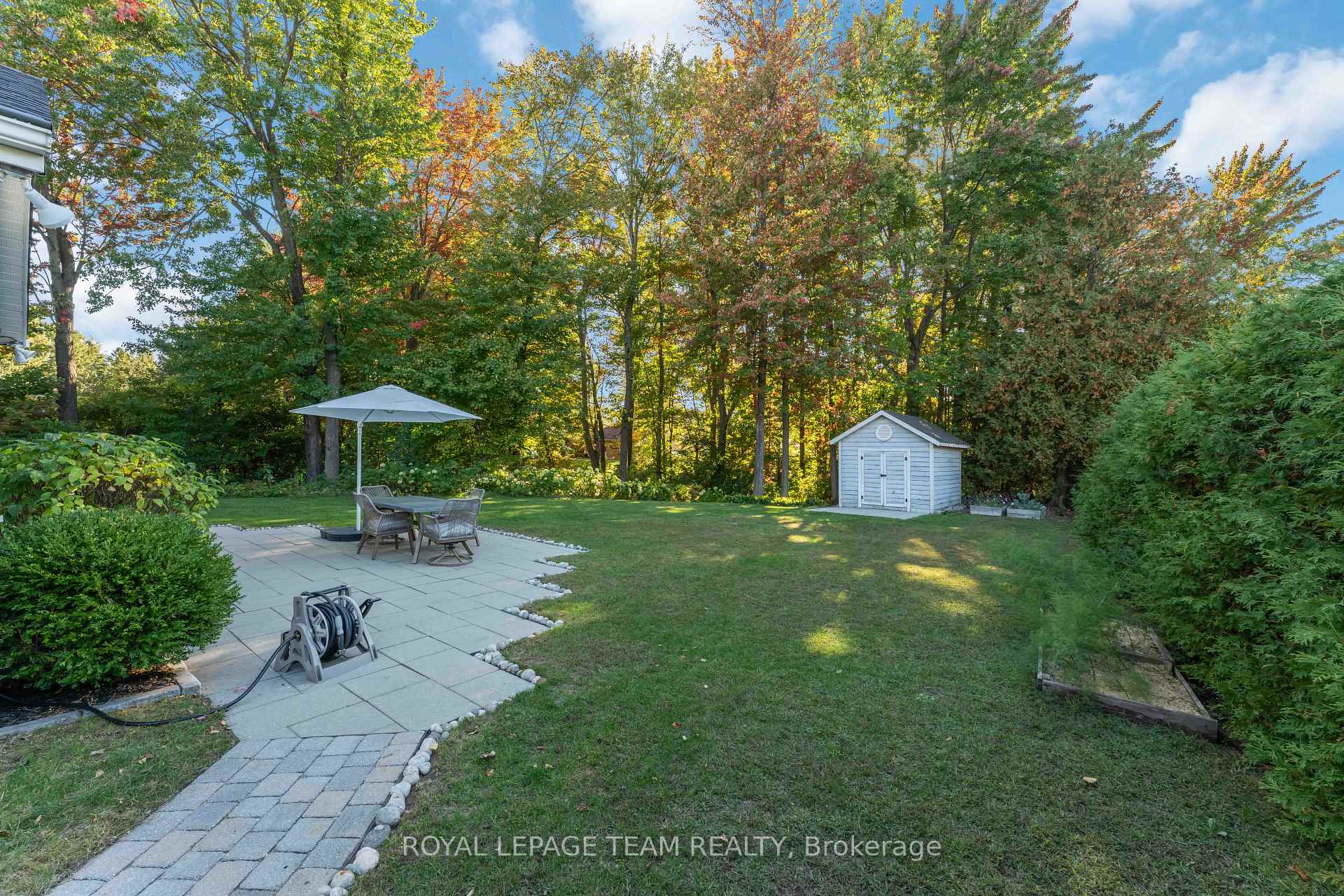 Photo 45 of 60 Vaan Drive, Ottawa, Merivale Gardens — HOMEH
