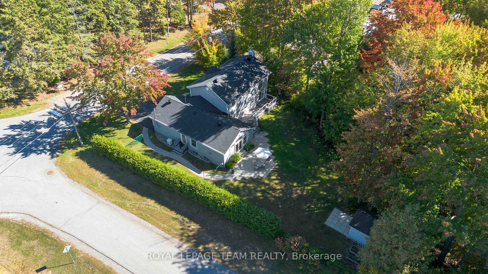 Photo 48 of 60 Vaan Drive, Ottawa, Merivale Gardens — HOMEH